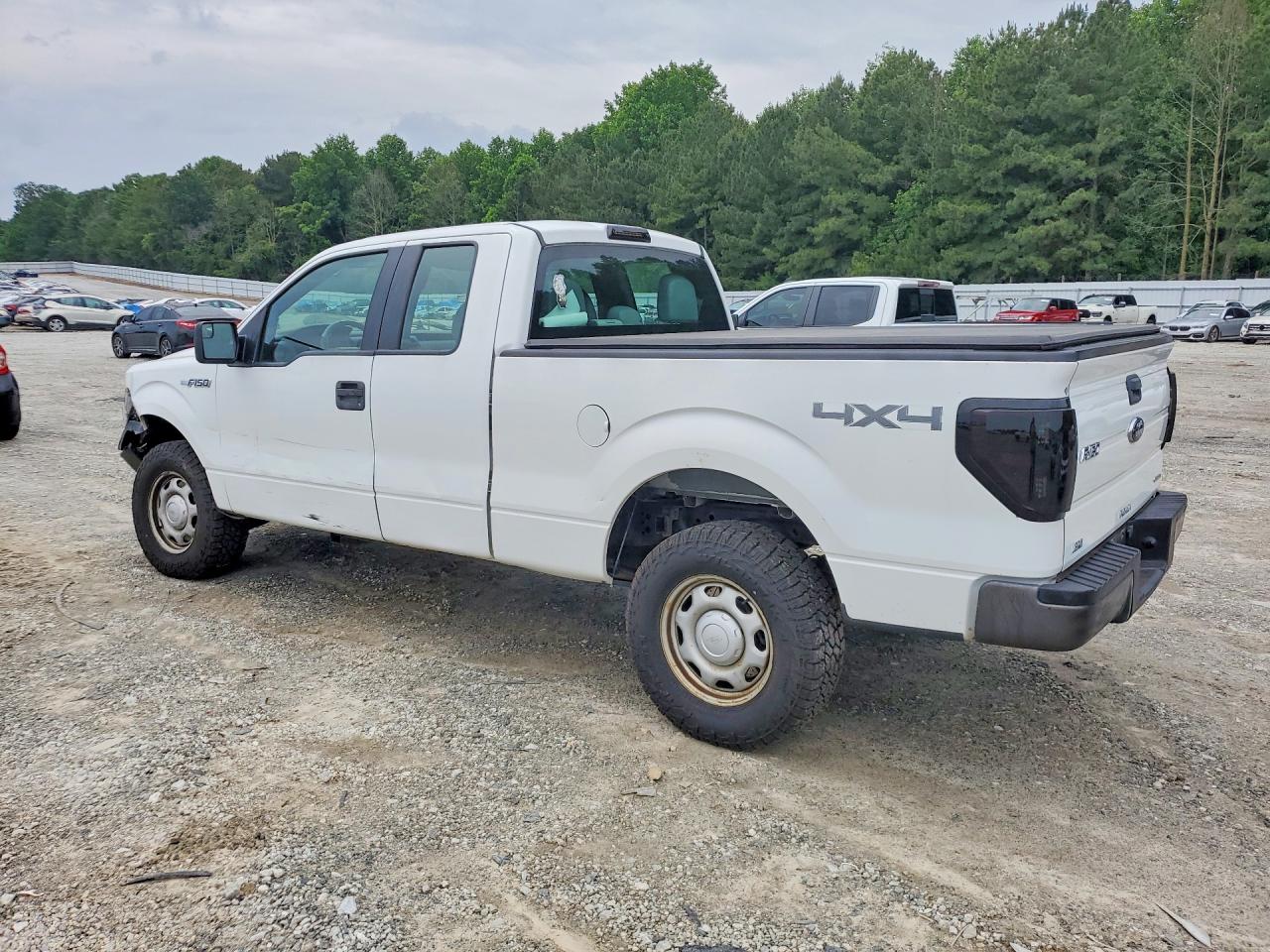 Ford F-150 Super Cab