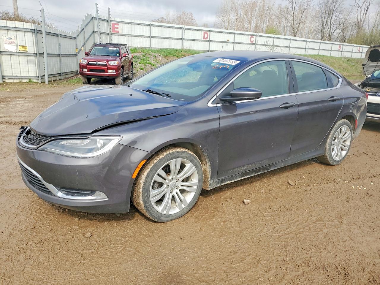 Salvage Chrysler 200 Image