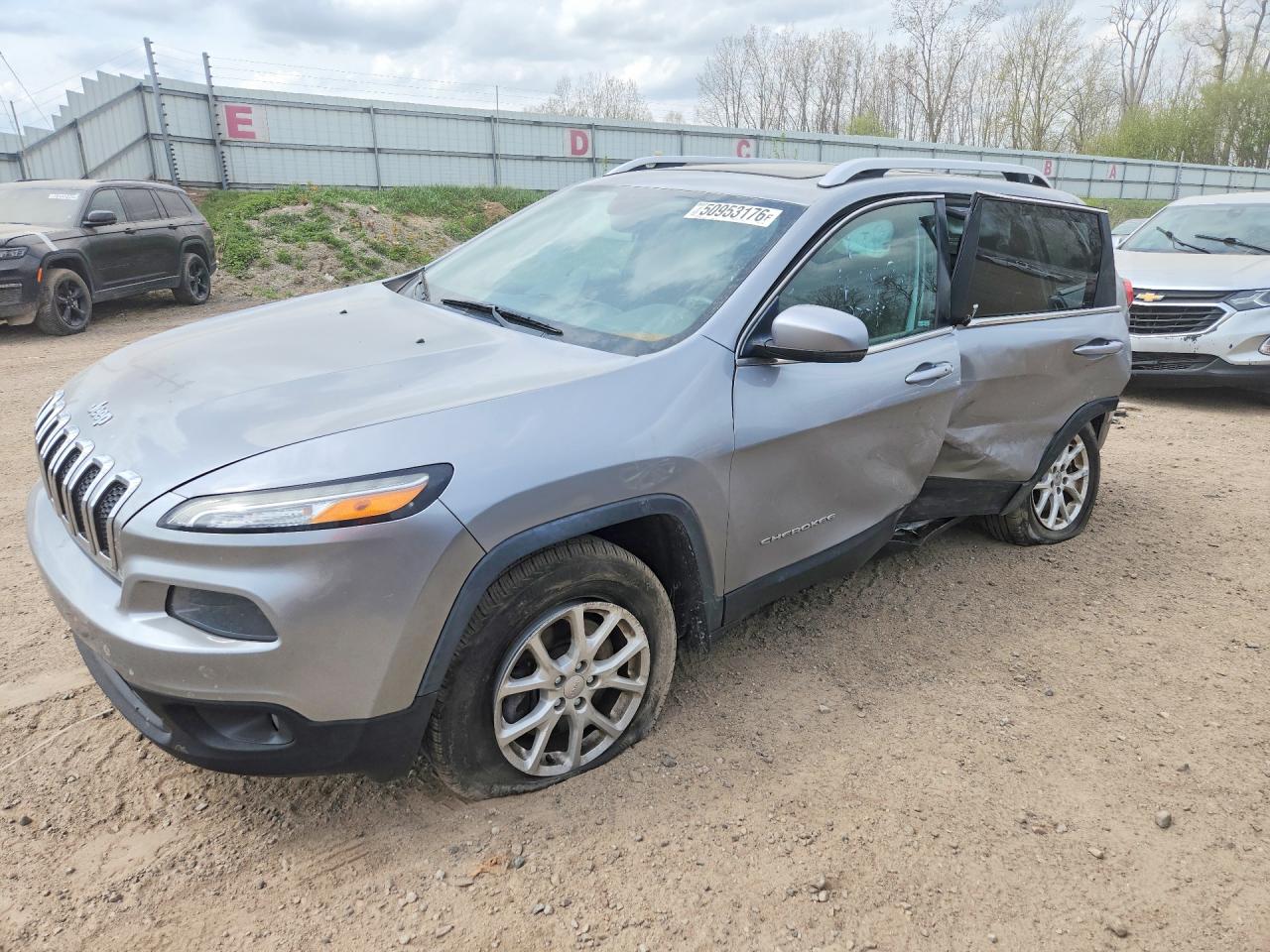 Salvage Jeep Grand Cherokee Image