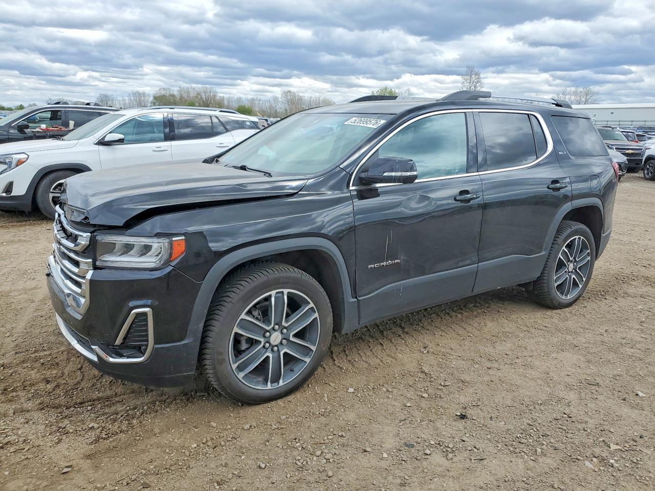Salvage GMC Acadia Image