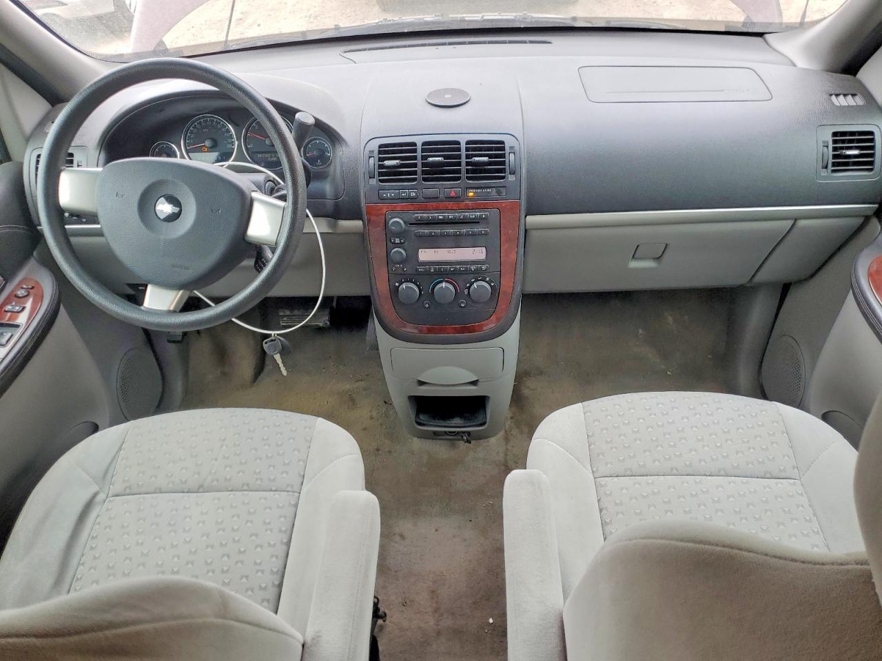 Chevrolet Uplander Ls