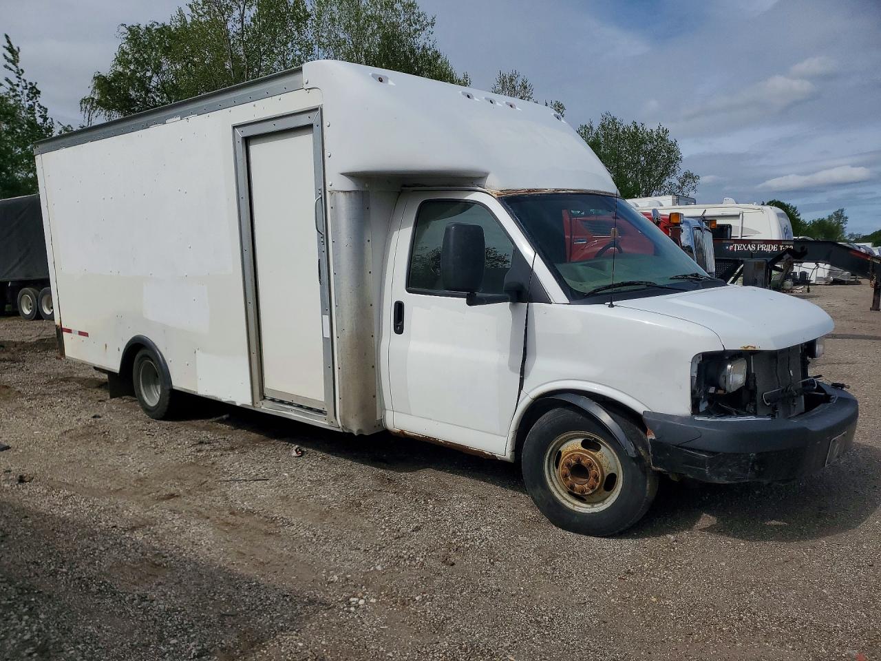 GMC Savana