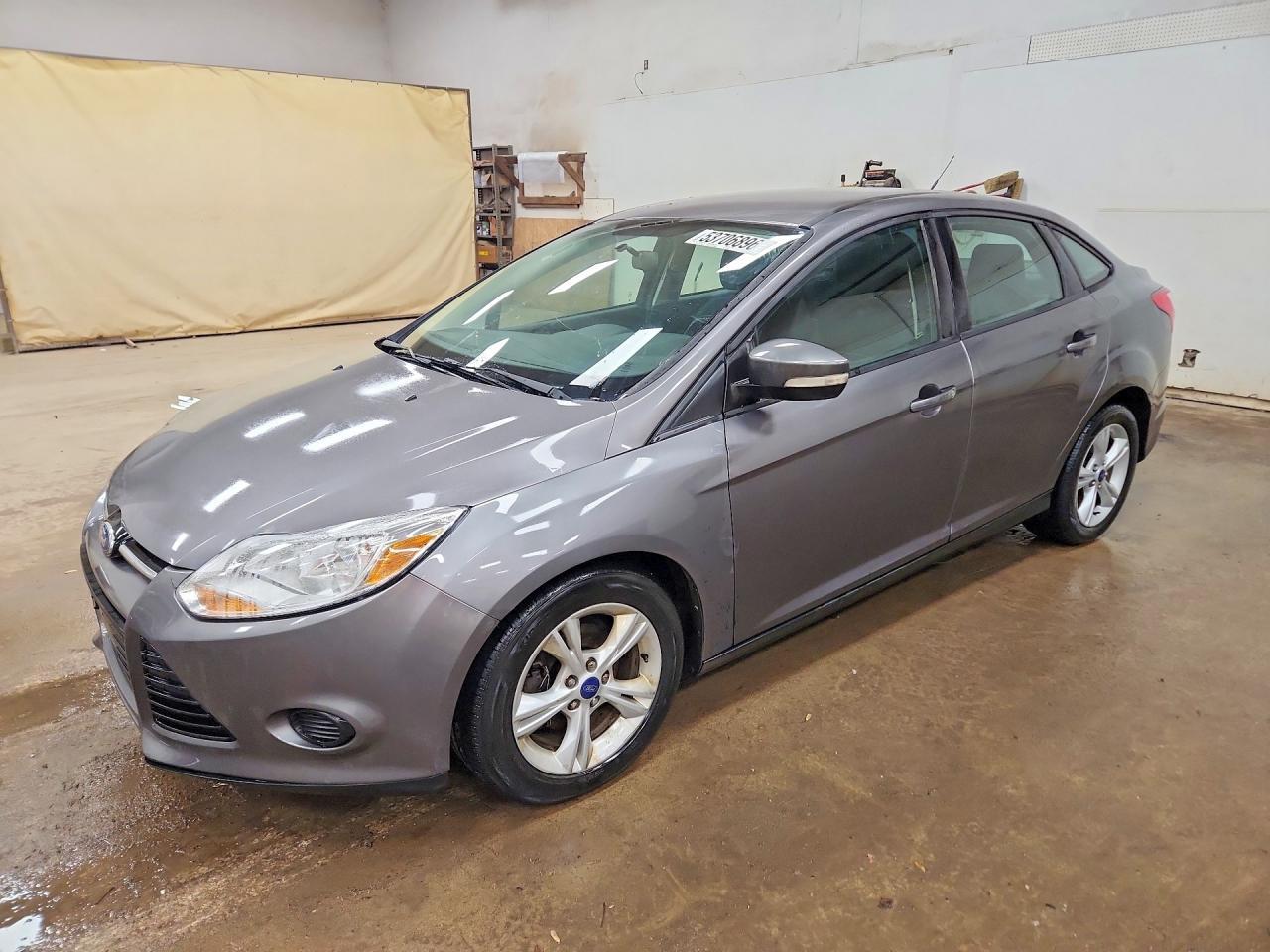 Salvage Ford Focus Image