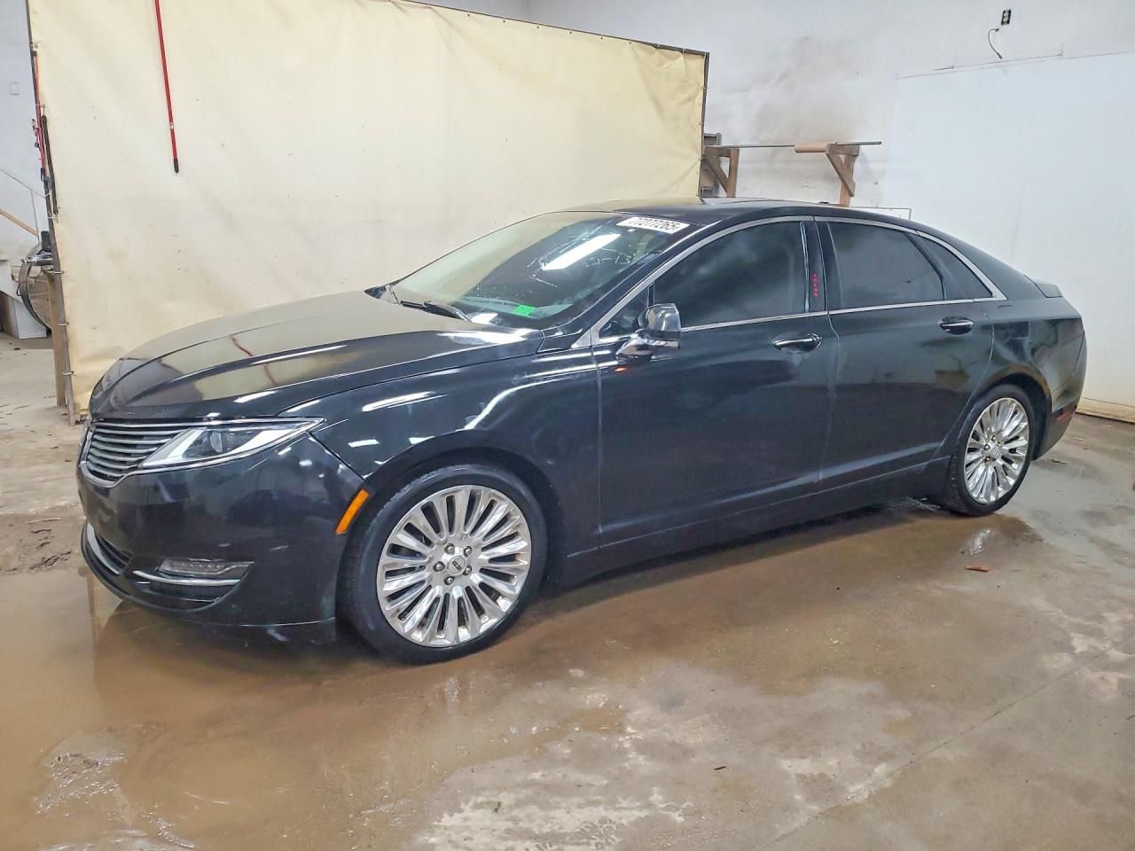 Salvage Lincoln MKZ Image