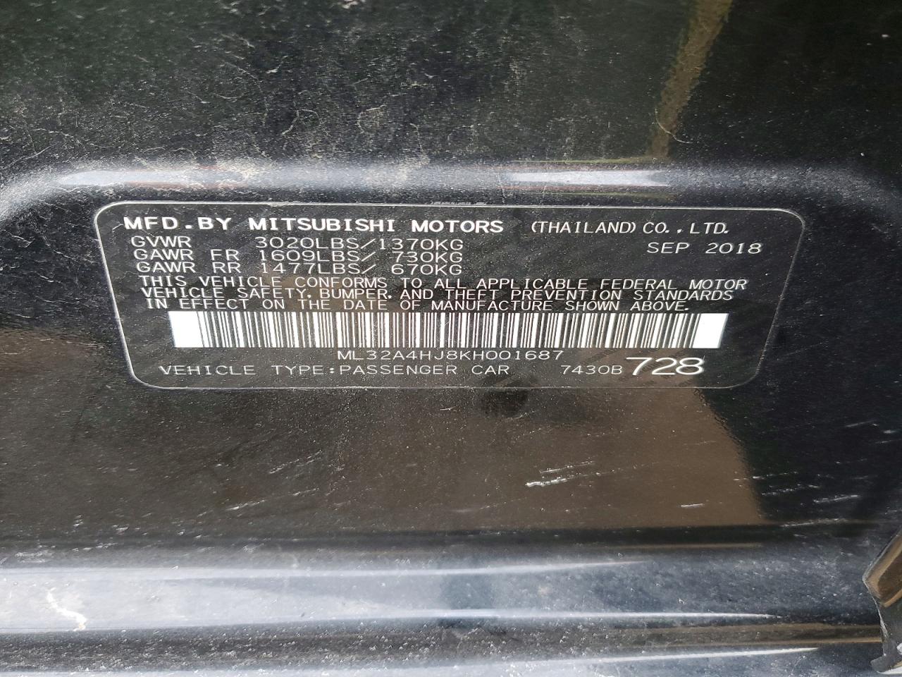 Mitsubishi Mirage Se