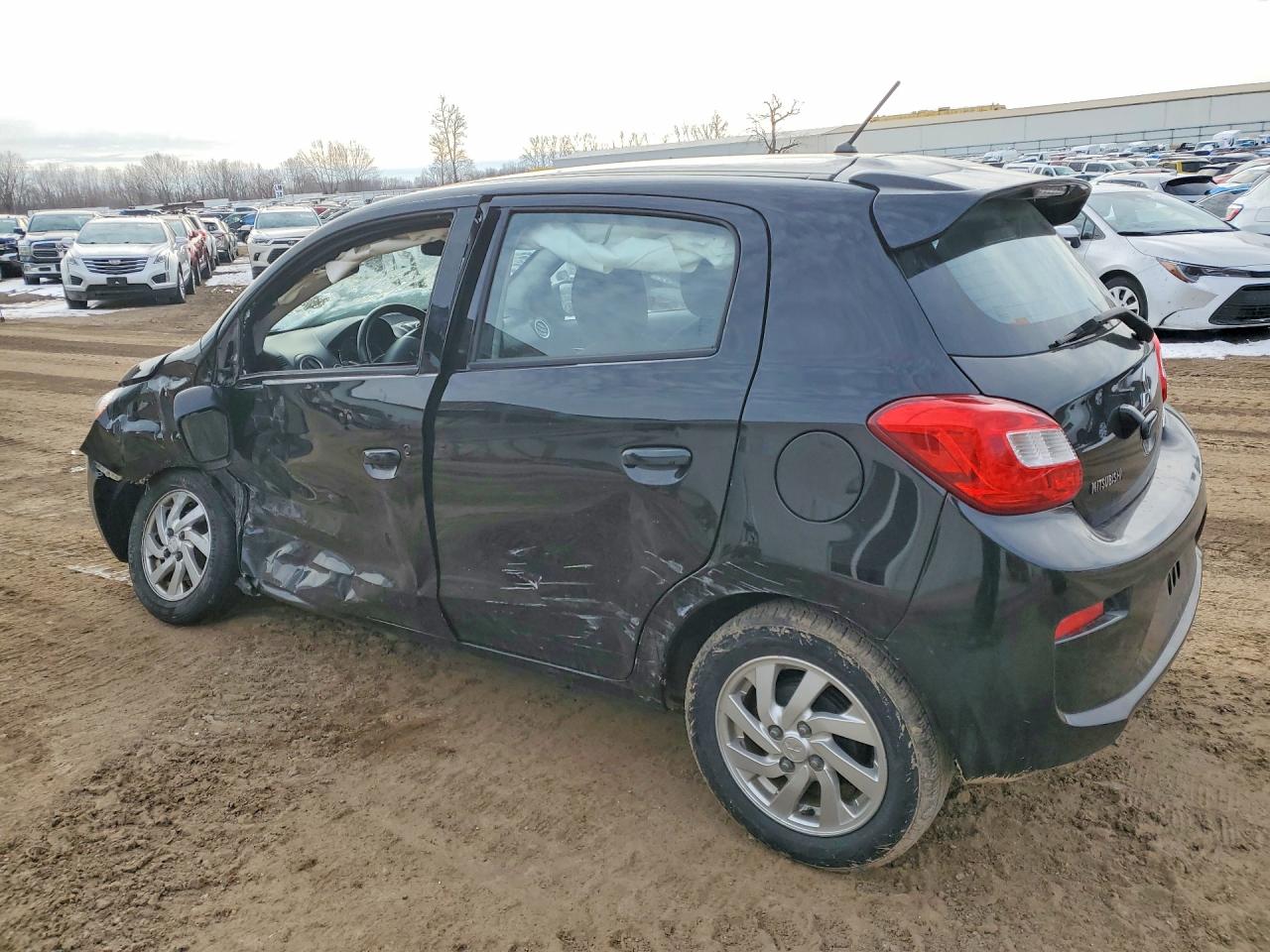 Mitsubishi Mirage Se