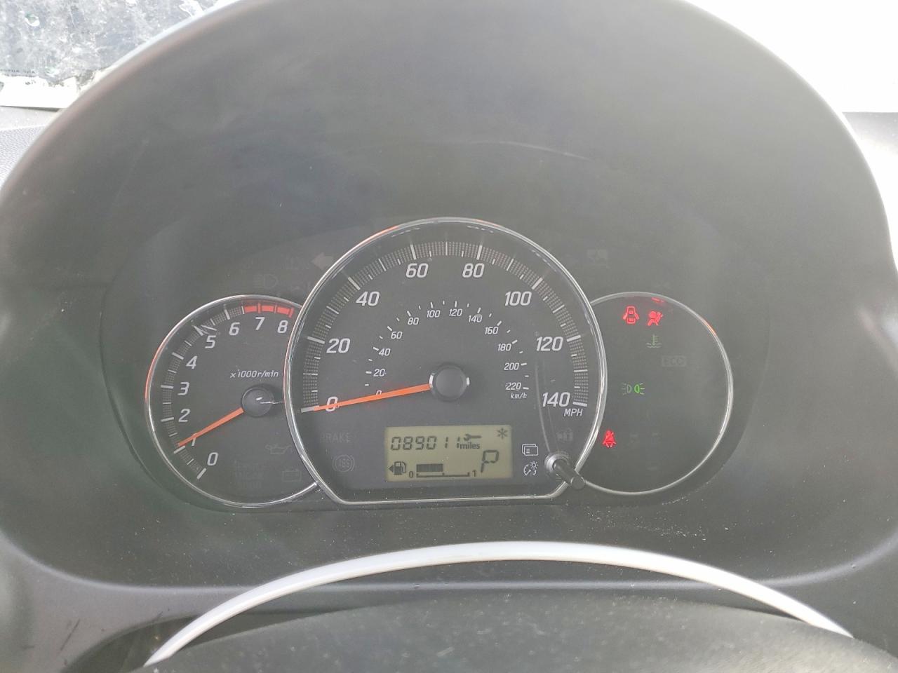 Mitsubishi Mirage Se