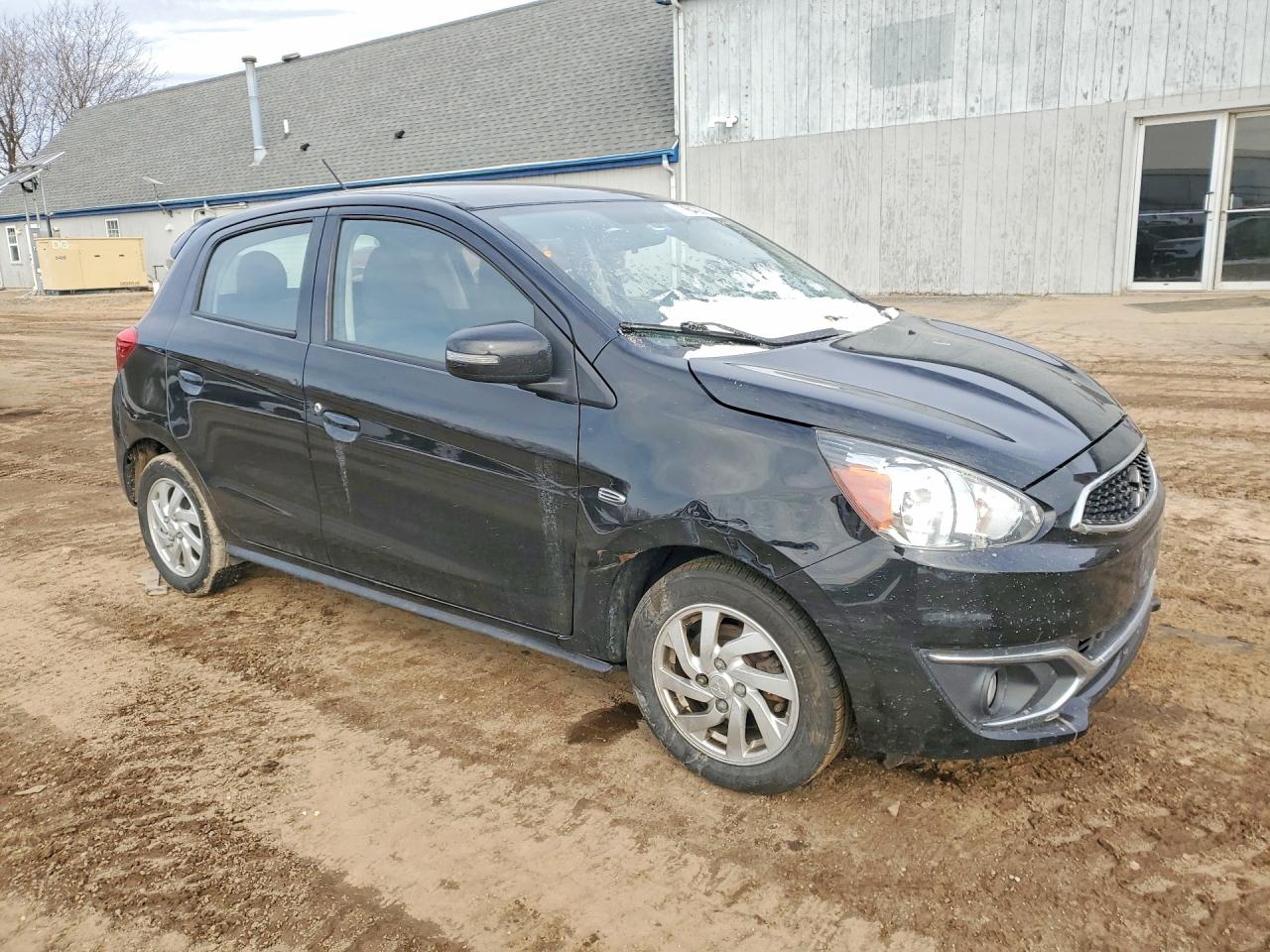 Mitsubishi Mirage Se