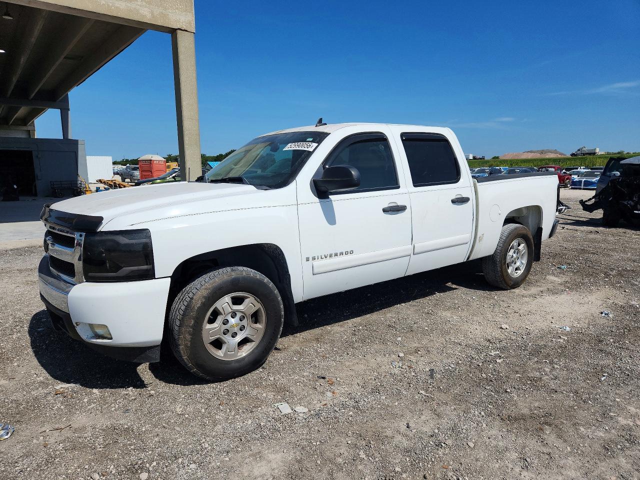 Salvage Chevrolet Silverado Image
