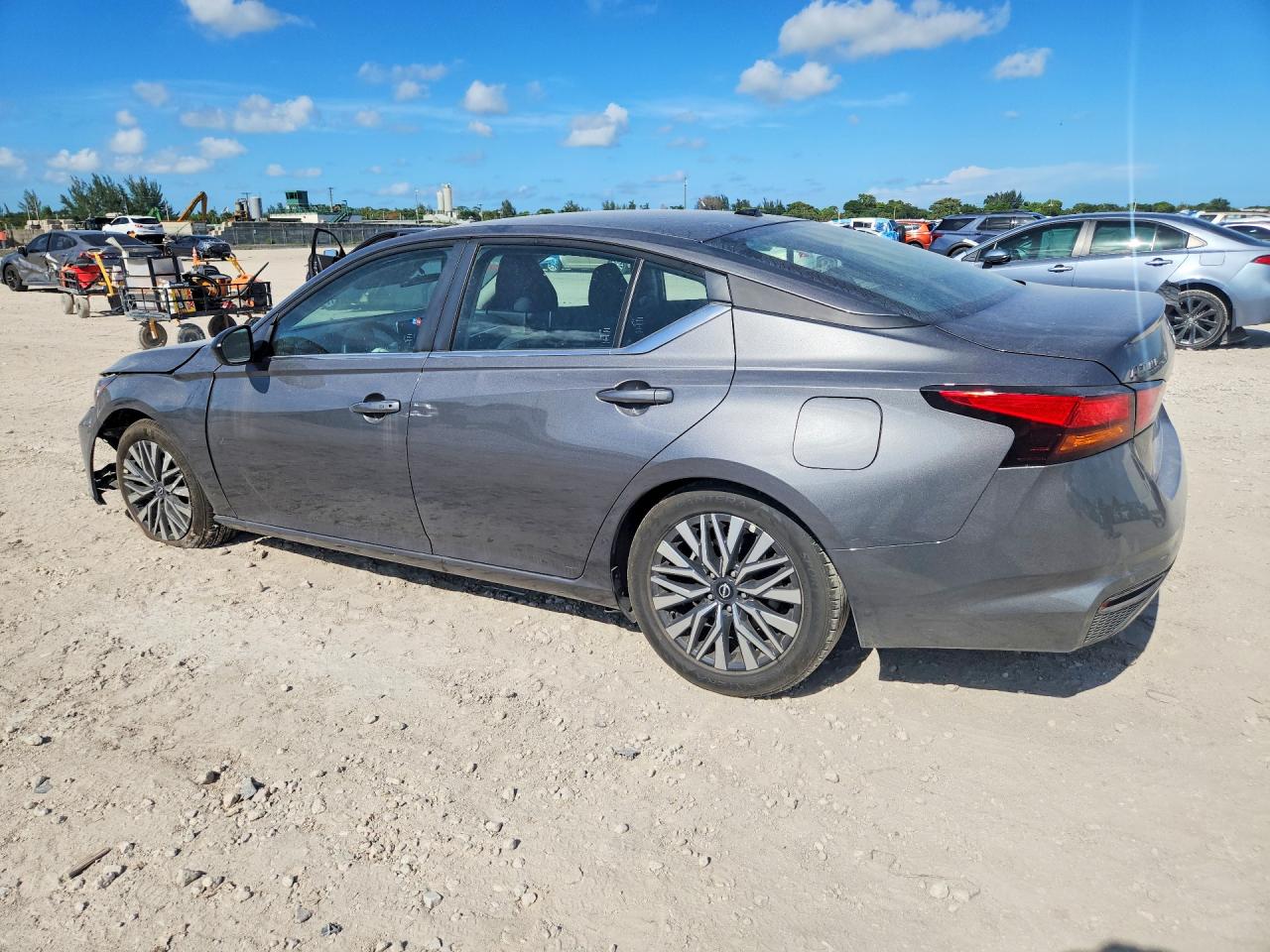 Nissan Altima Sv