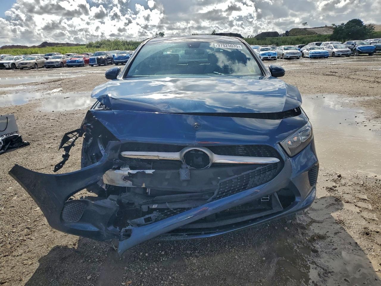 Mercedes-Benz A-Class 220