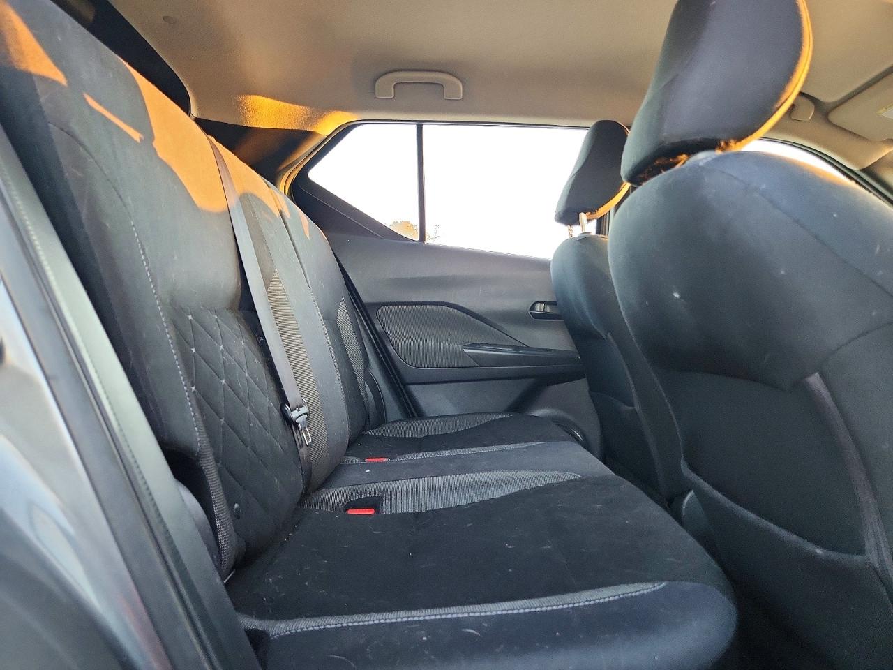 Nissan Kicks S