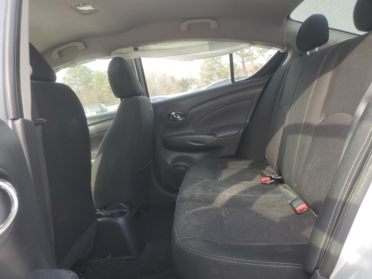 Nissan Versa S