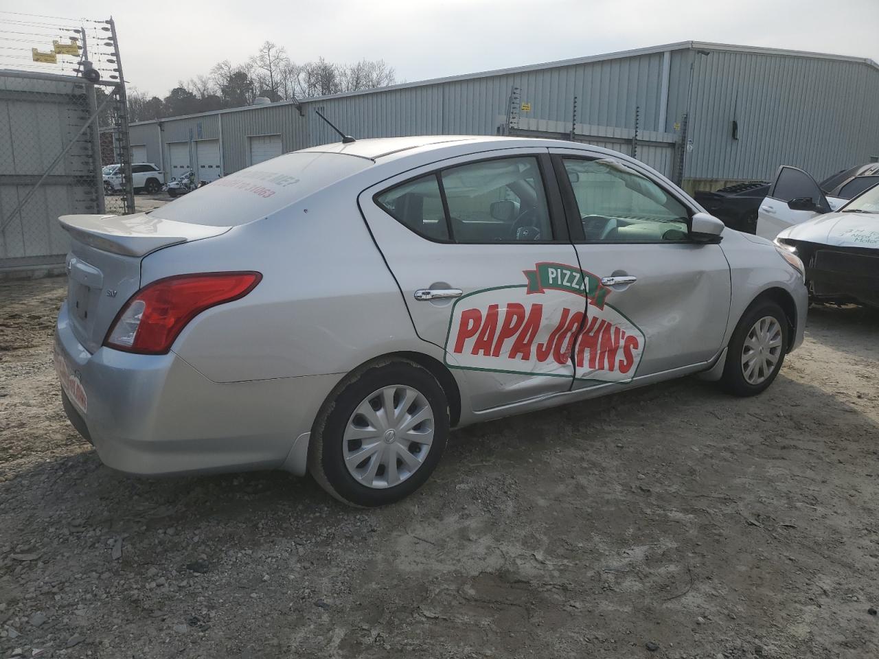 Nissan Versa S