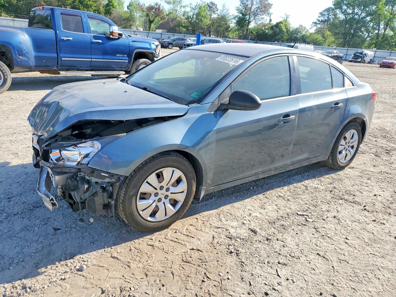 Salvage Chevrolet Cruze Image