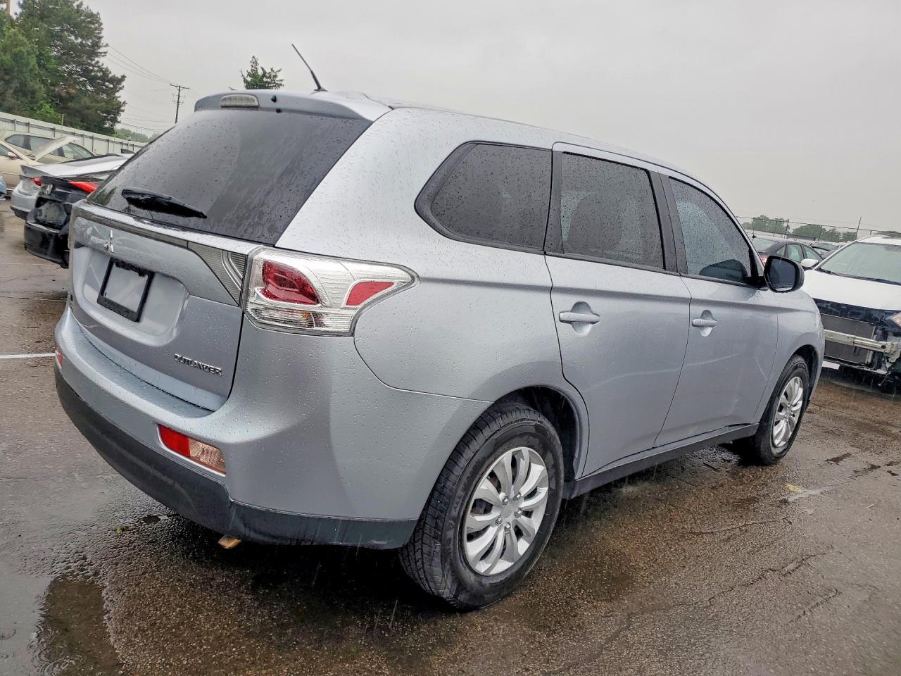 Mitsubishi Outlander Es
