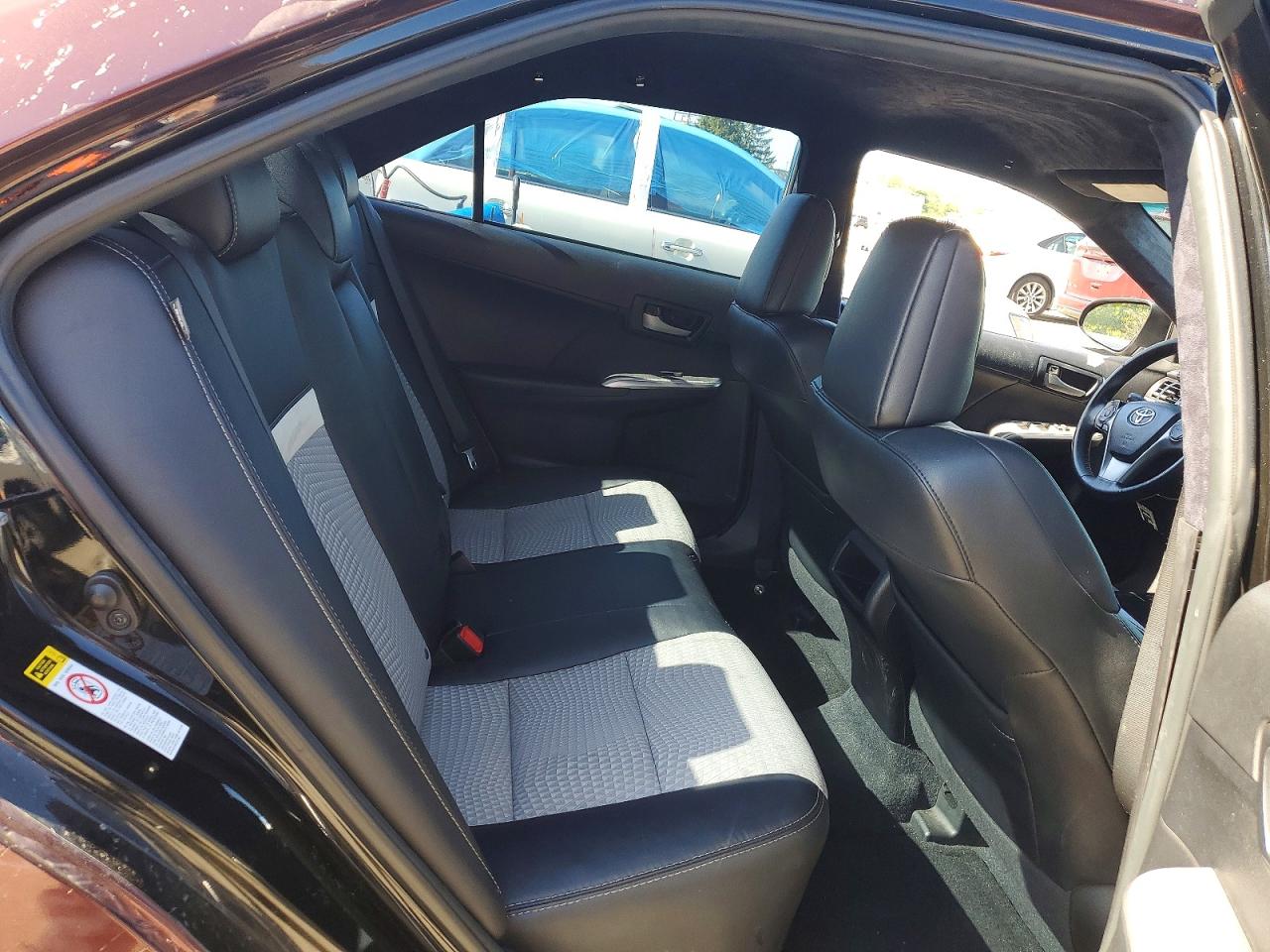 Toyota Camry Se