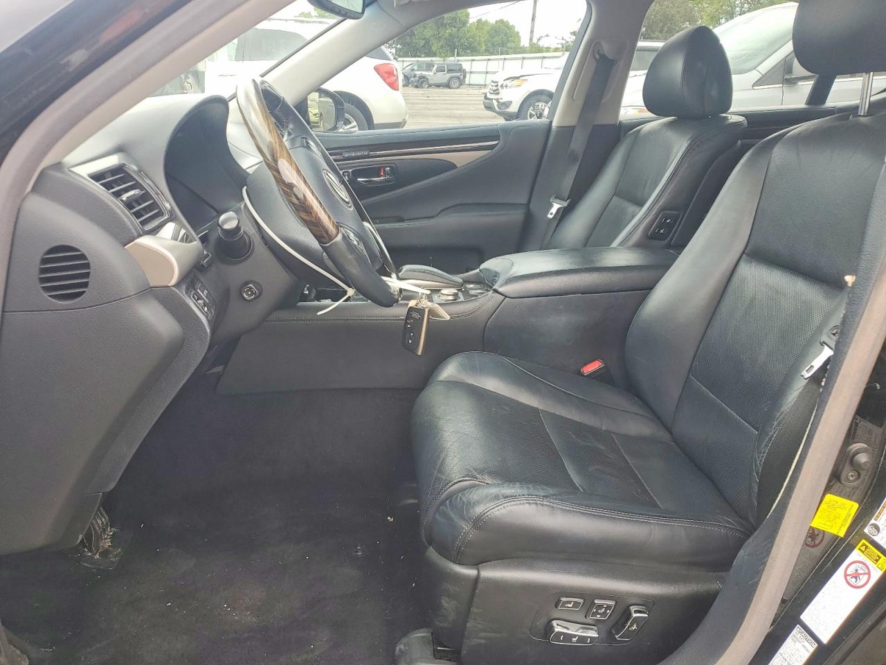 Lexus LS 460