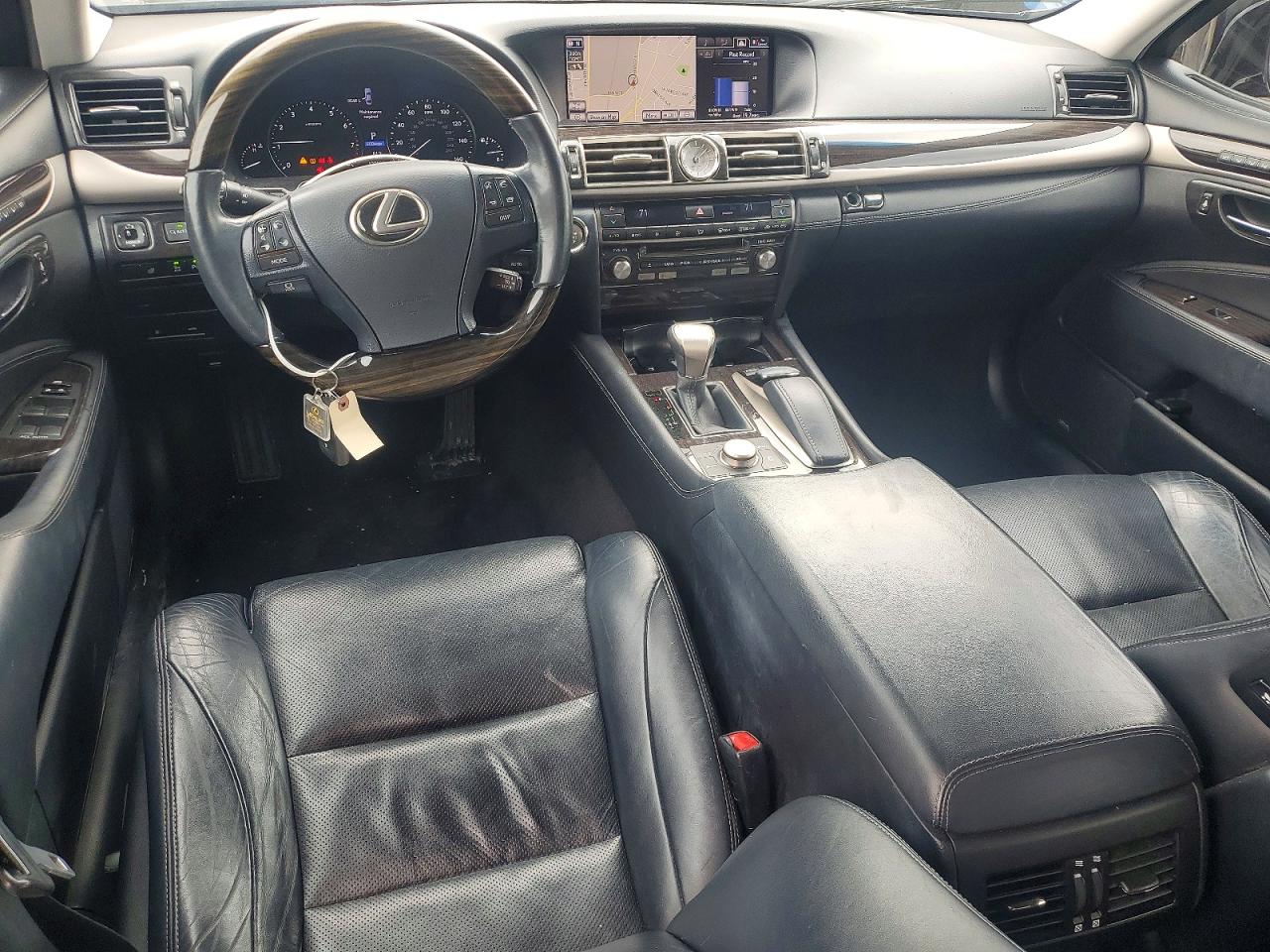 Lexus LS 460