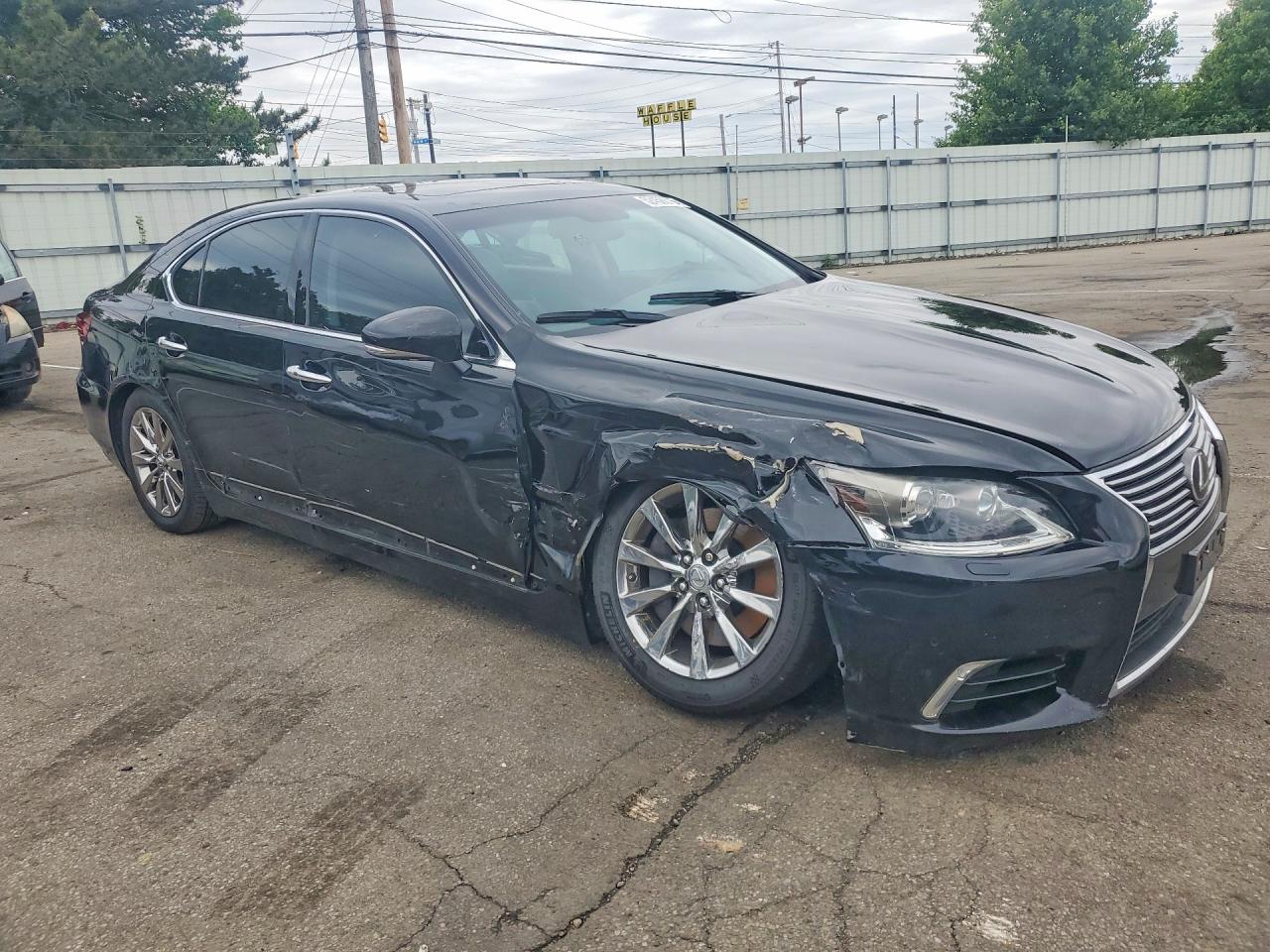 Lexus LS 460