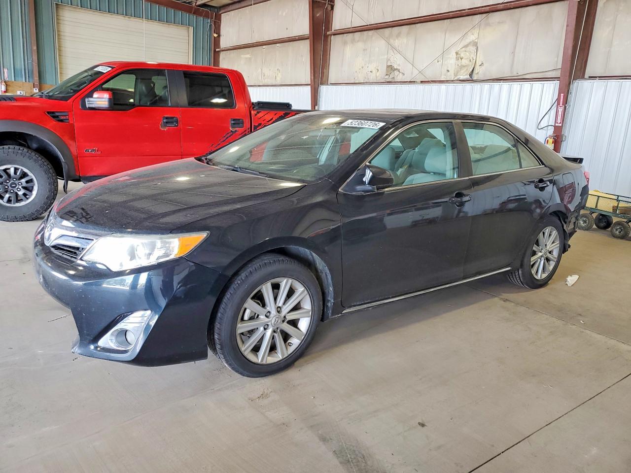 Salvage Toyota Camry Image