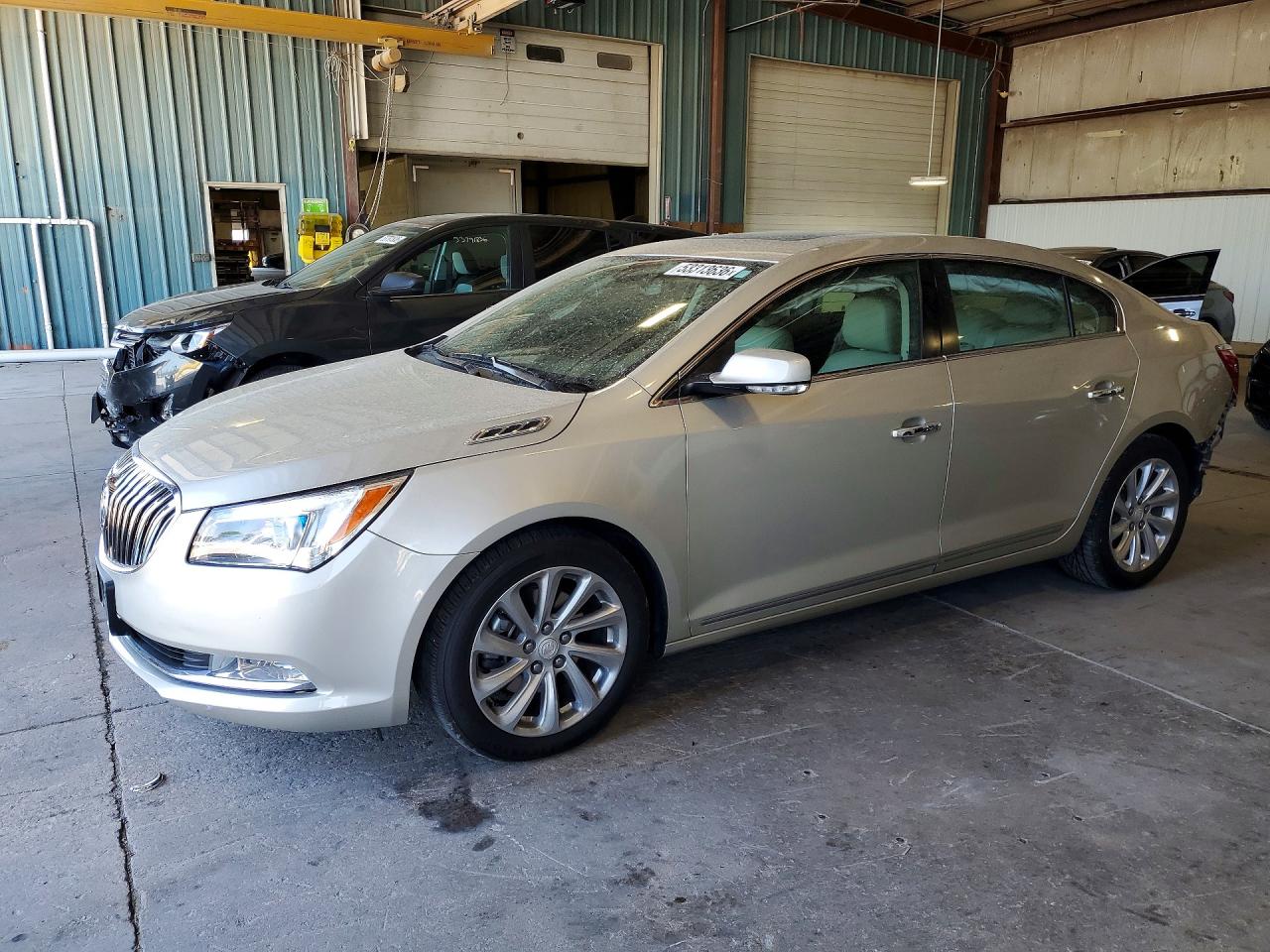 Salvage Buick LaCrosse Image