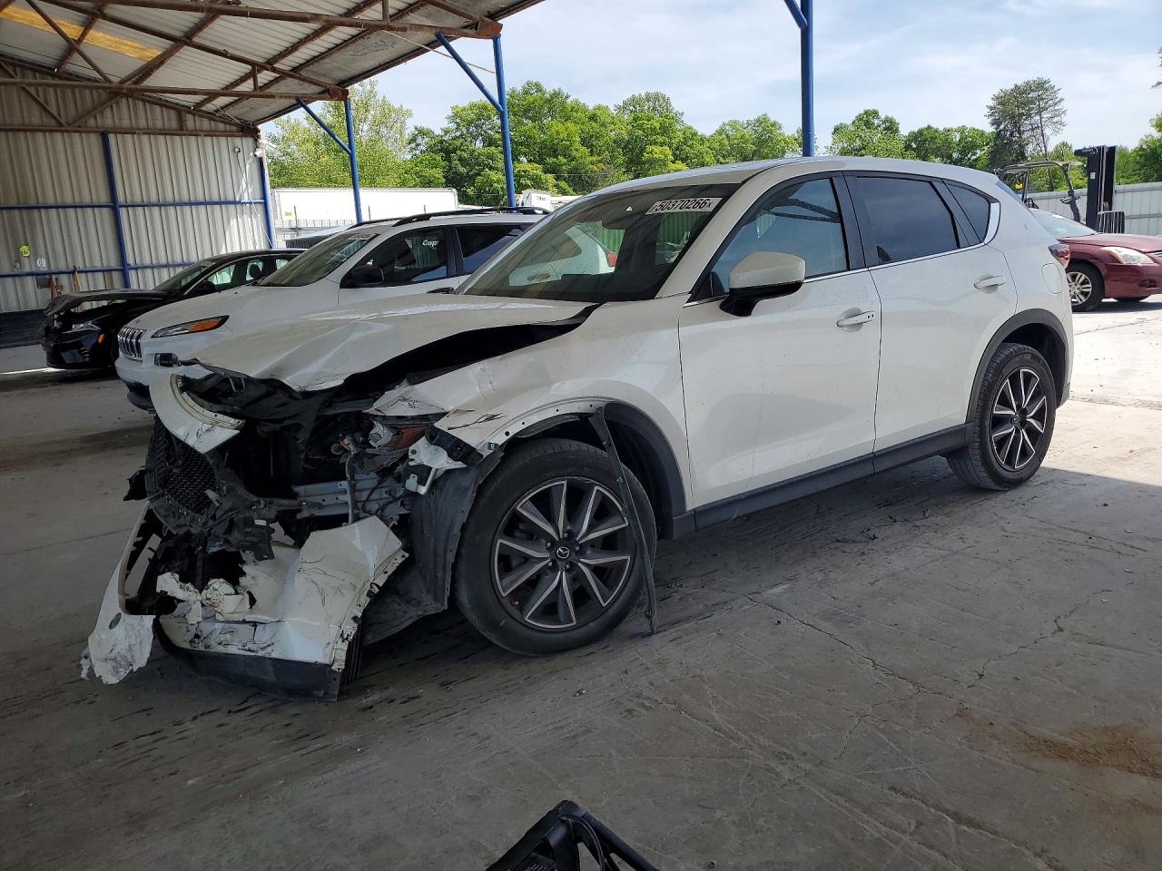Salvage Mazda Cx Image