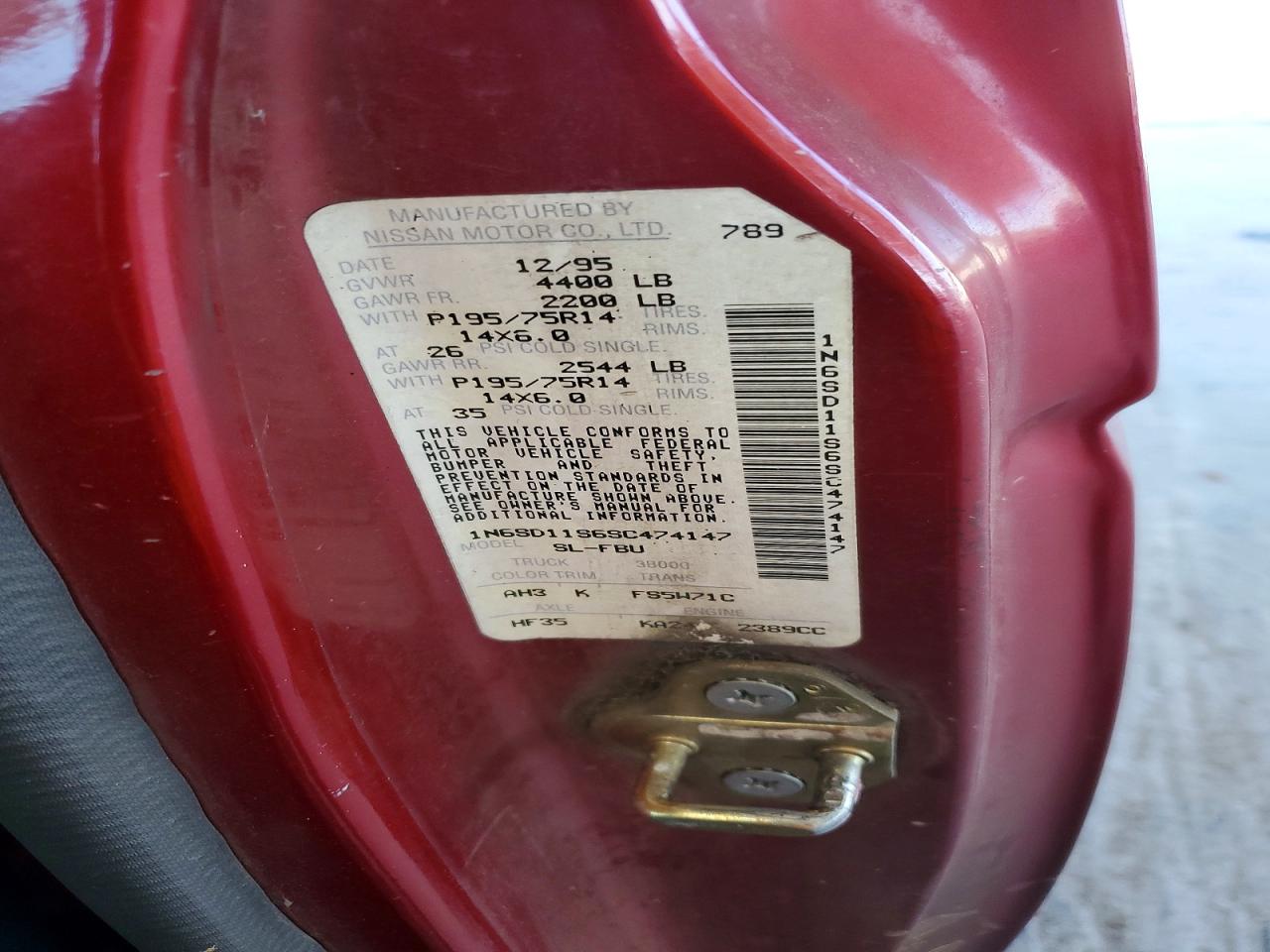 Nissan Navara Base
