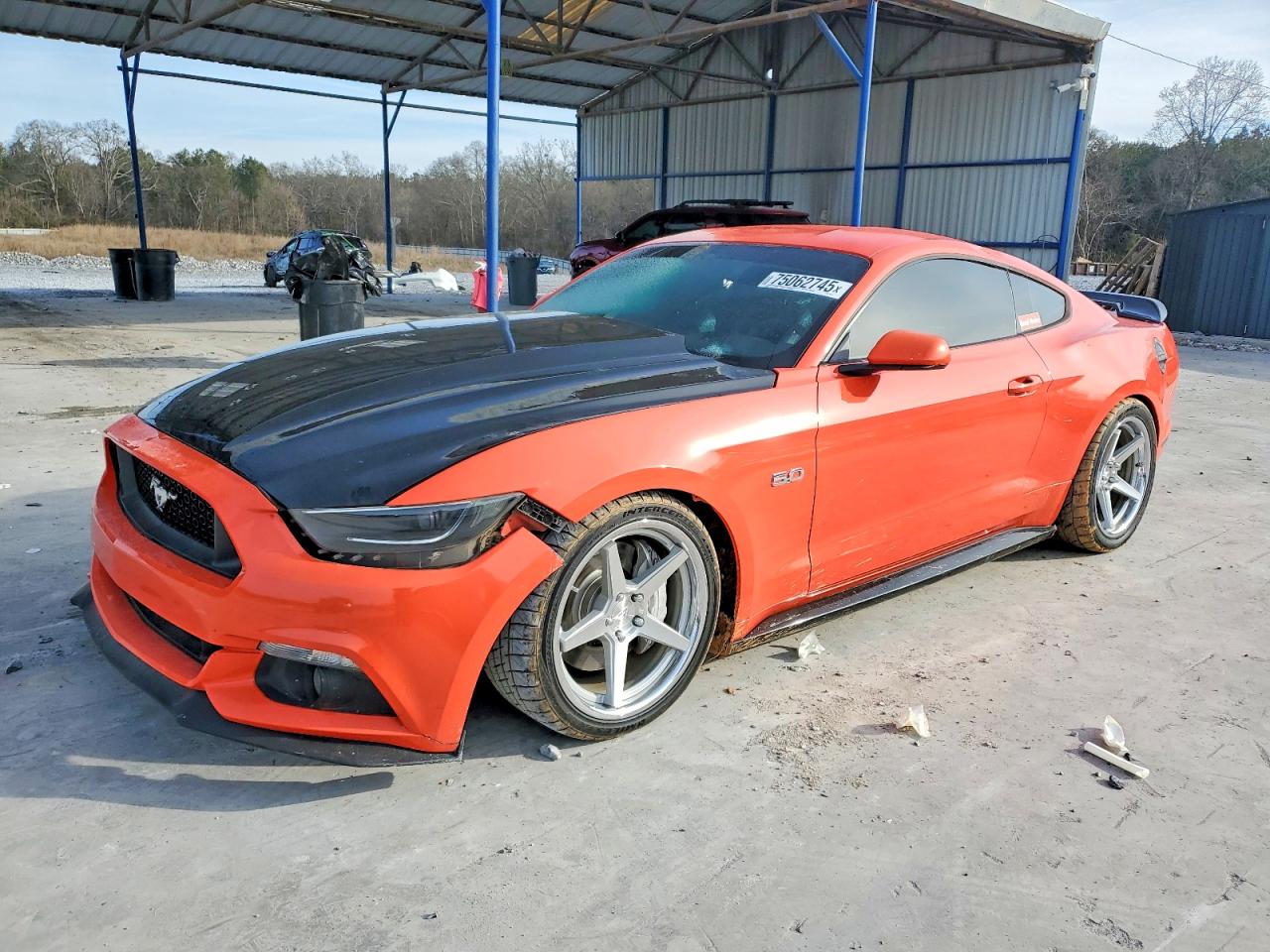 Salvage Ford Mustang Image