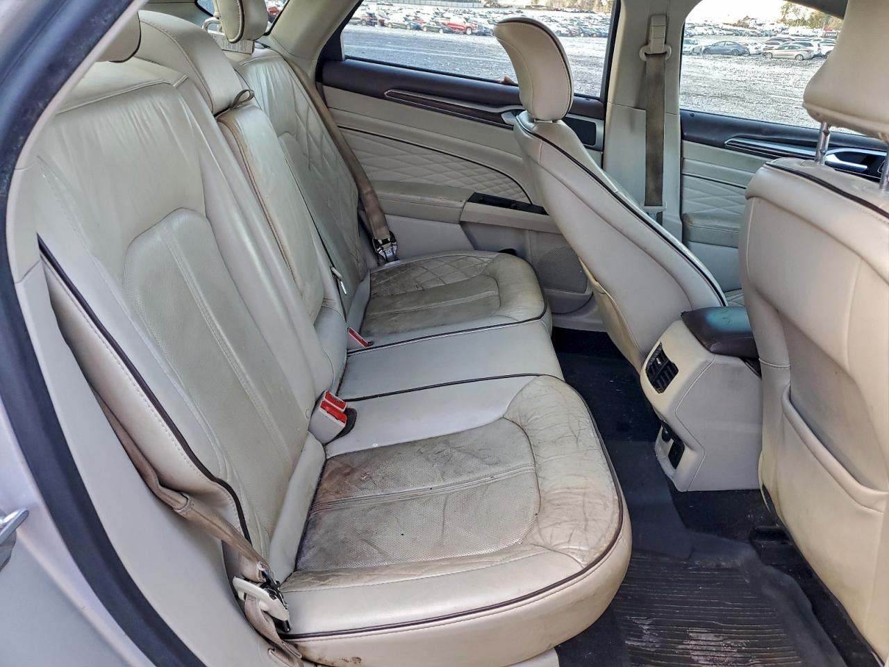 Ford Fusion Titanium Hev