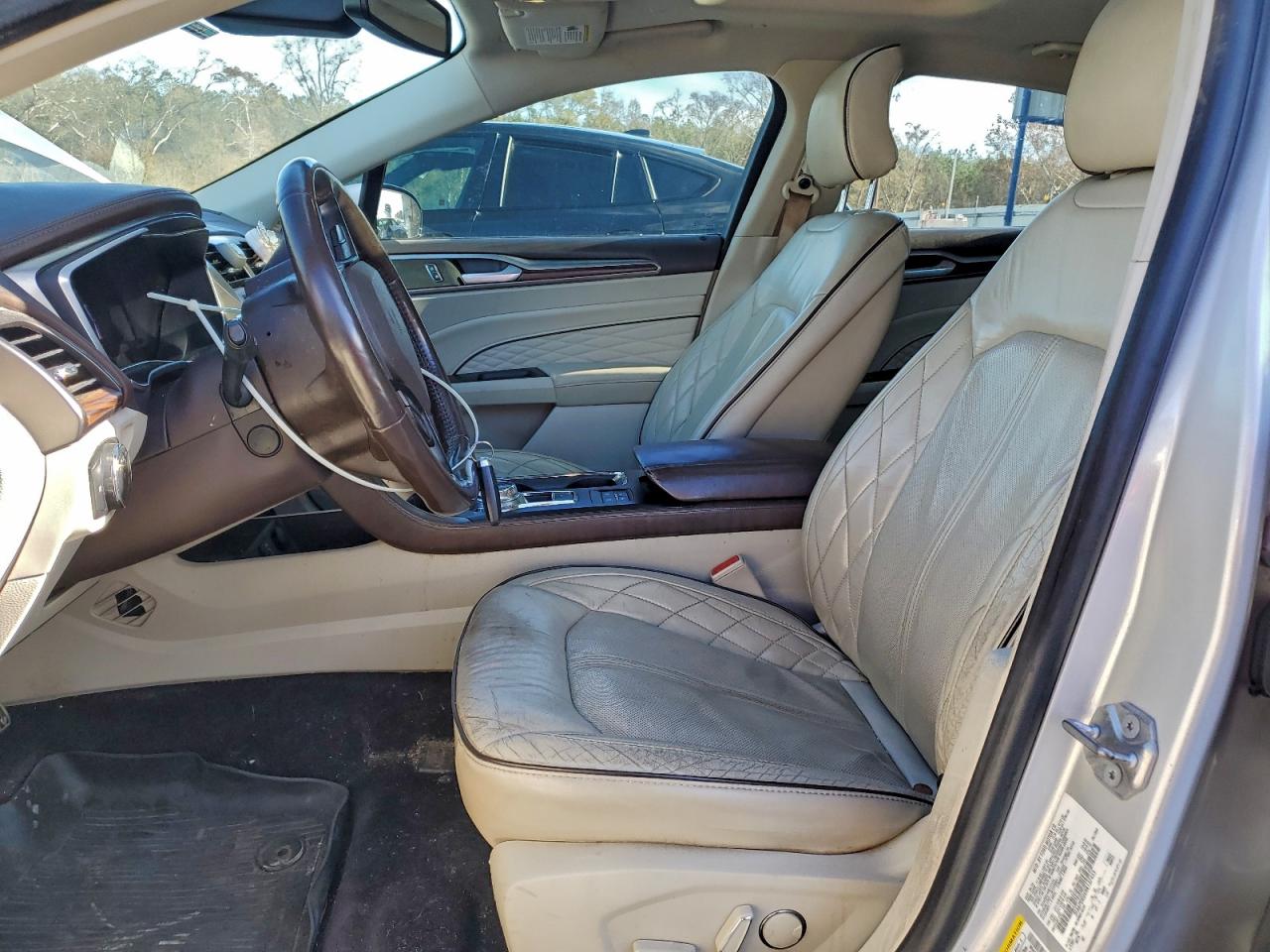 Ford Fusion Titanium Hev