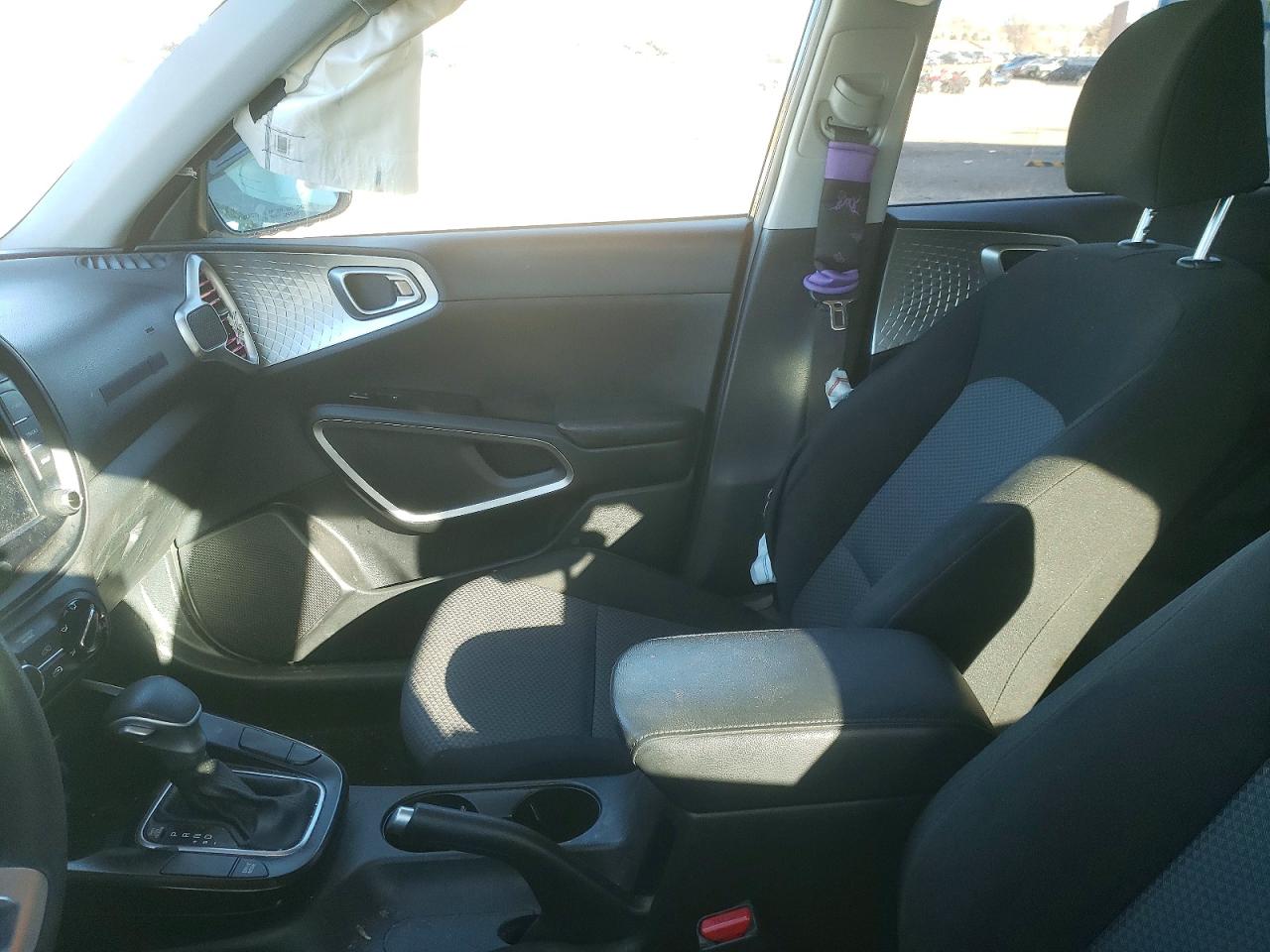 Kia Soul Lx