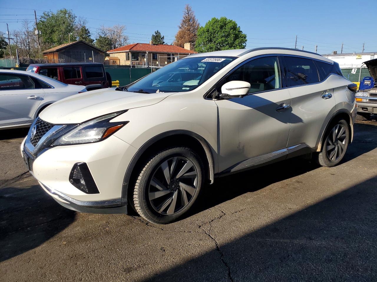 Salvage Nissan Murano Image