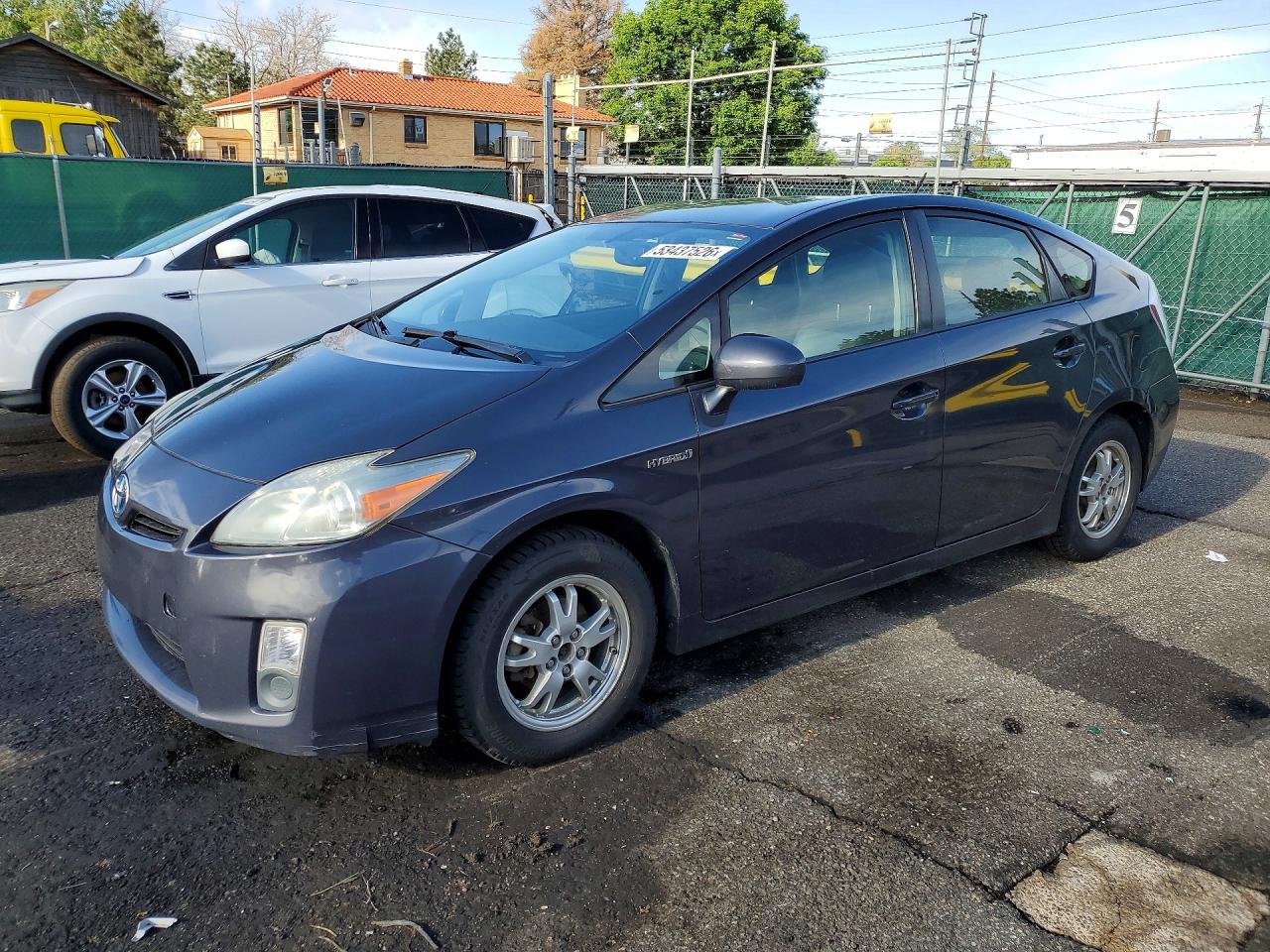 Salvage Toyota Prius Image
