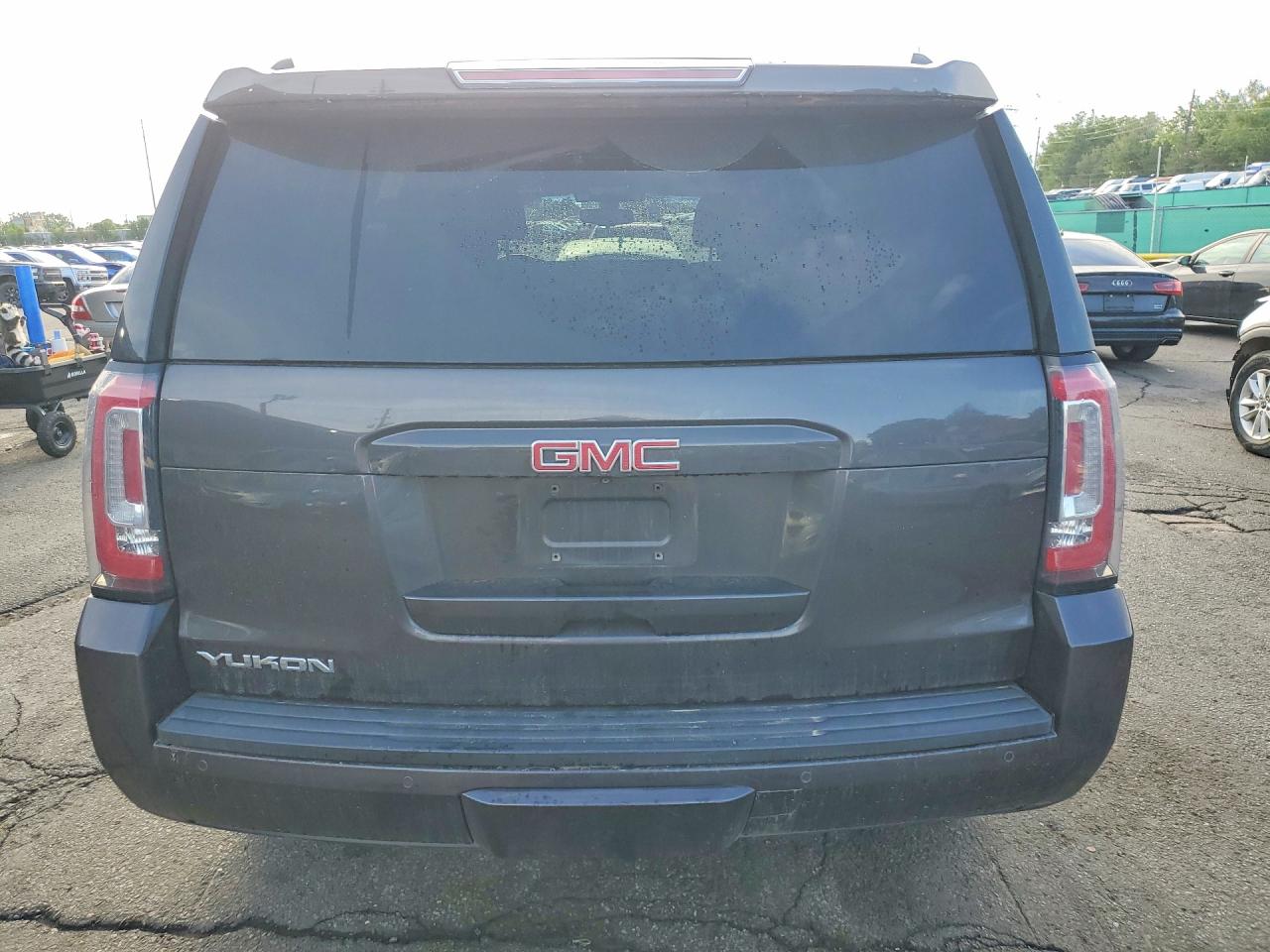 GMC Yukon Sle