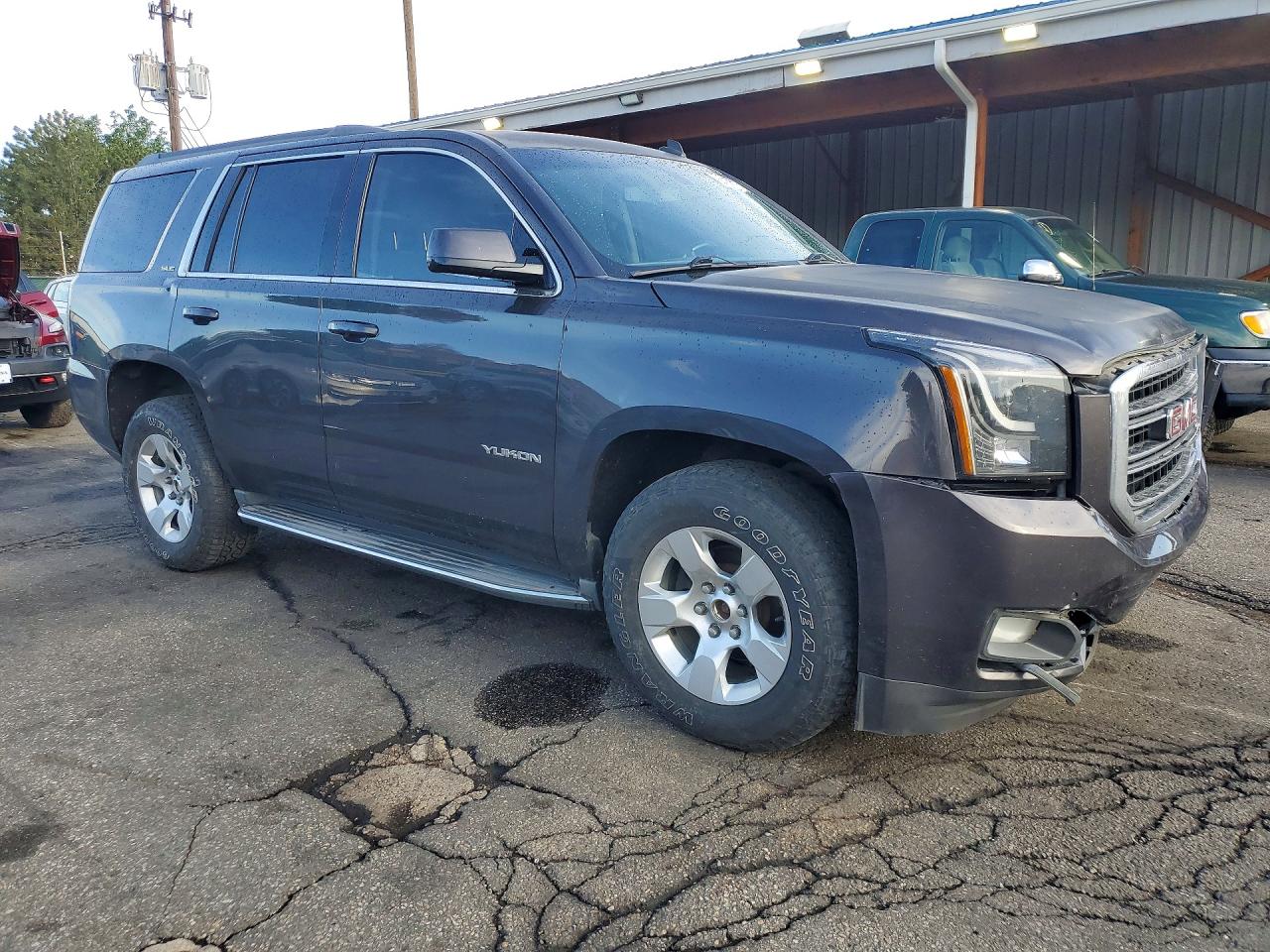 GMC Yukon Sle