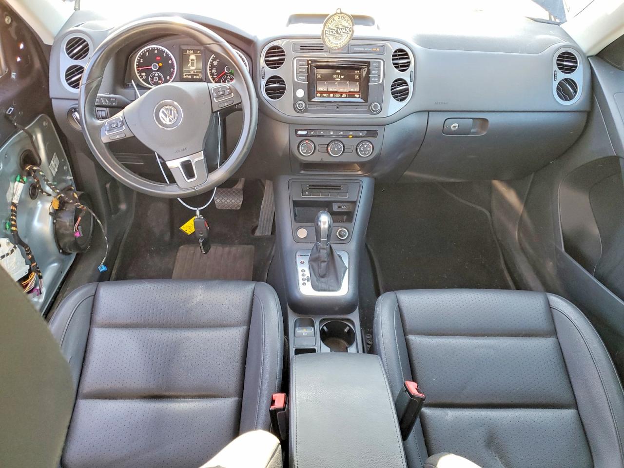 Volkswagen Tiguan S