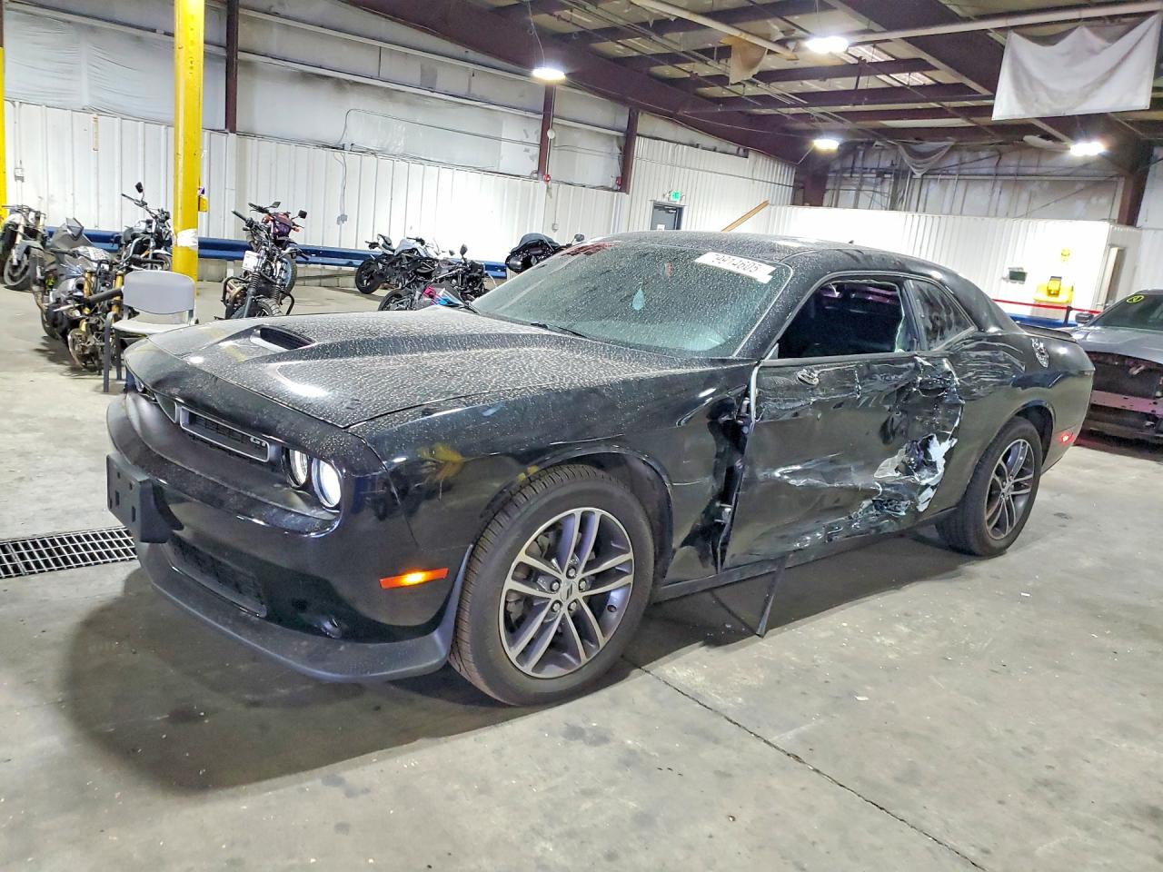 Salvage Dodge Challenger Image