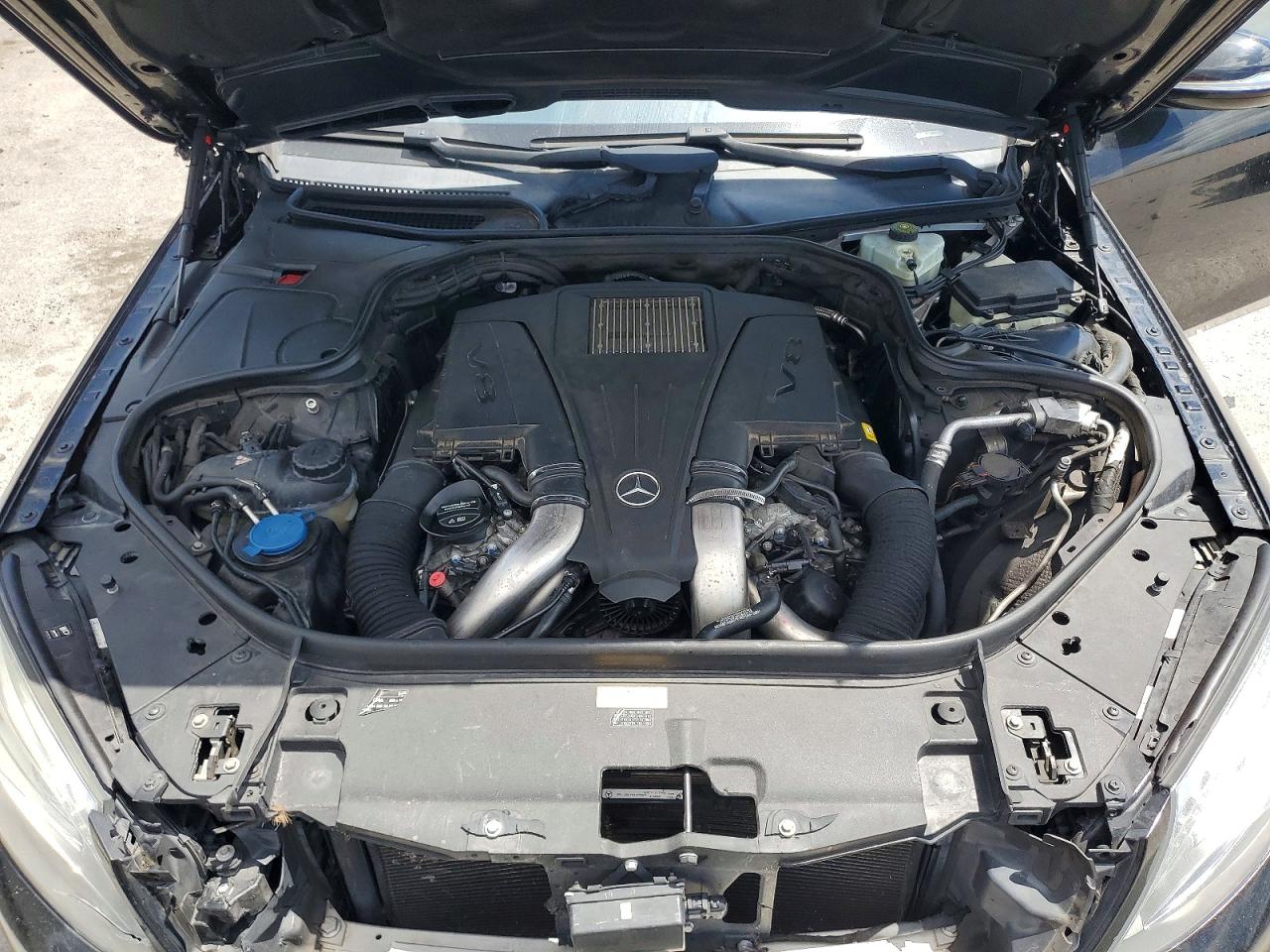 Mercedes-Benz S-Class 550