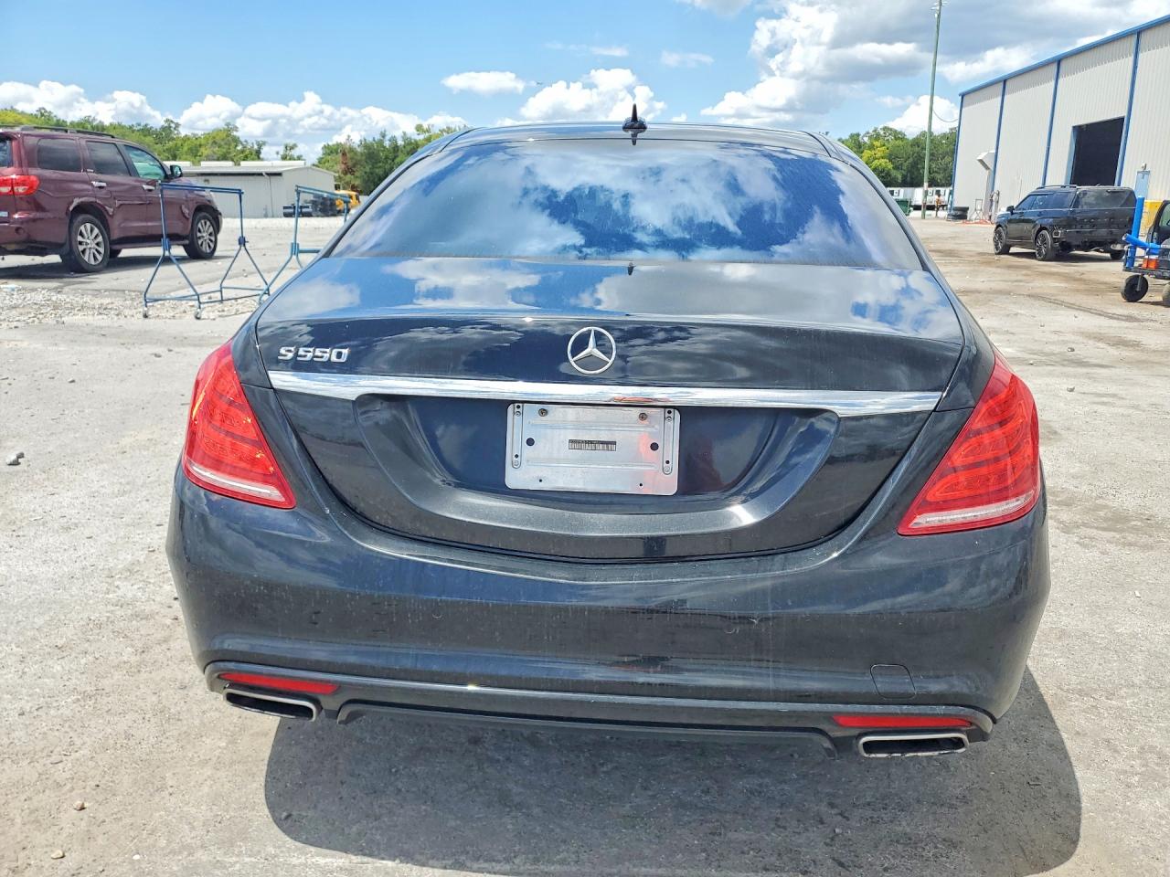 Mercedes-Benz S-Class 550