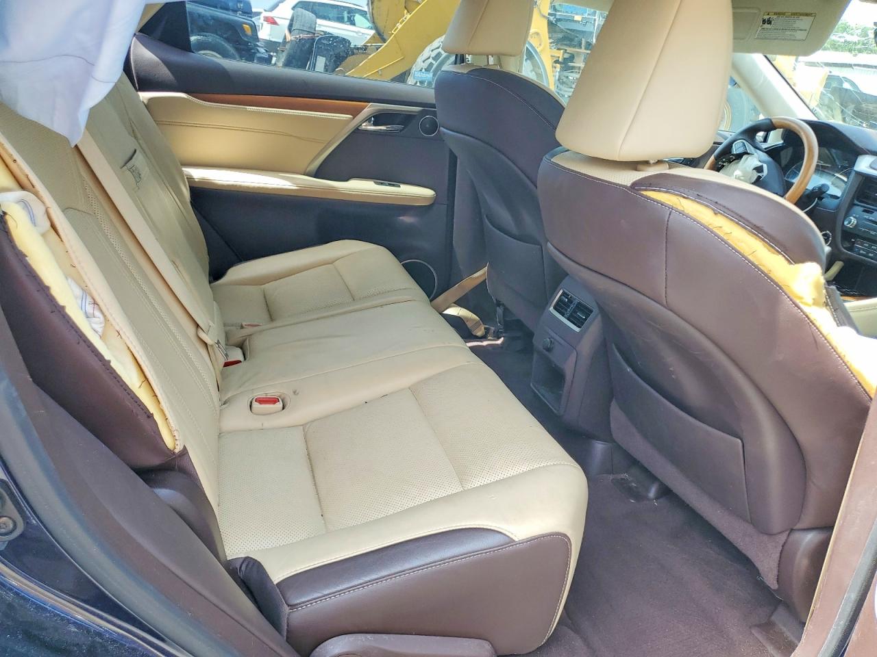 Lexus RX Base