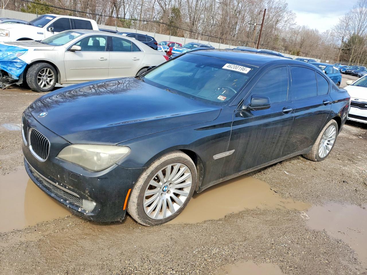 Salvage BMW 7 Series Image