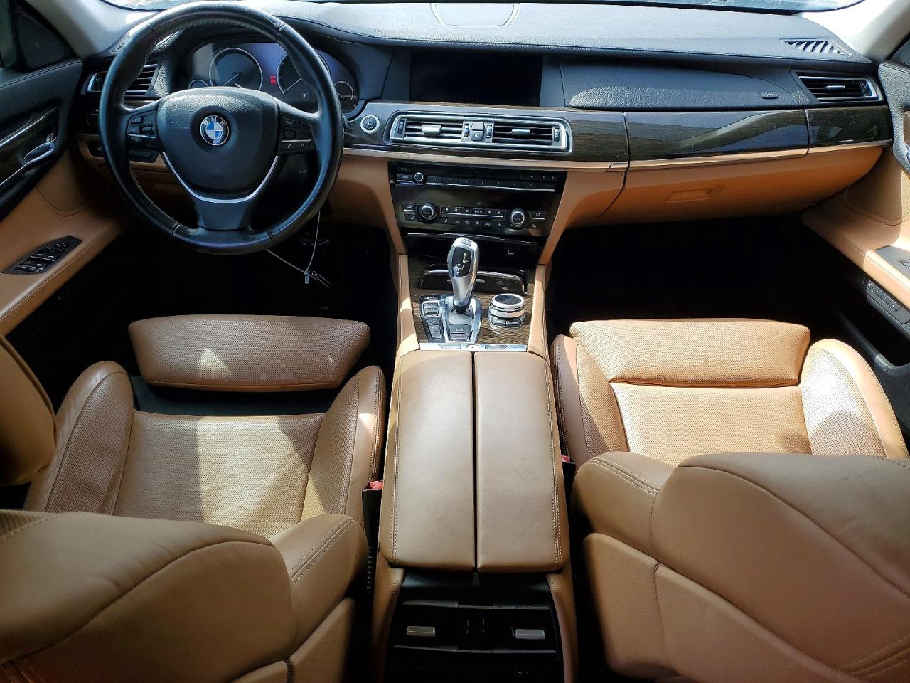 BMW 7 Series Xi