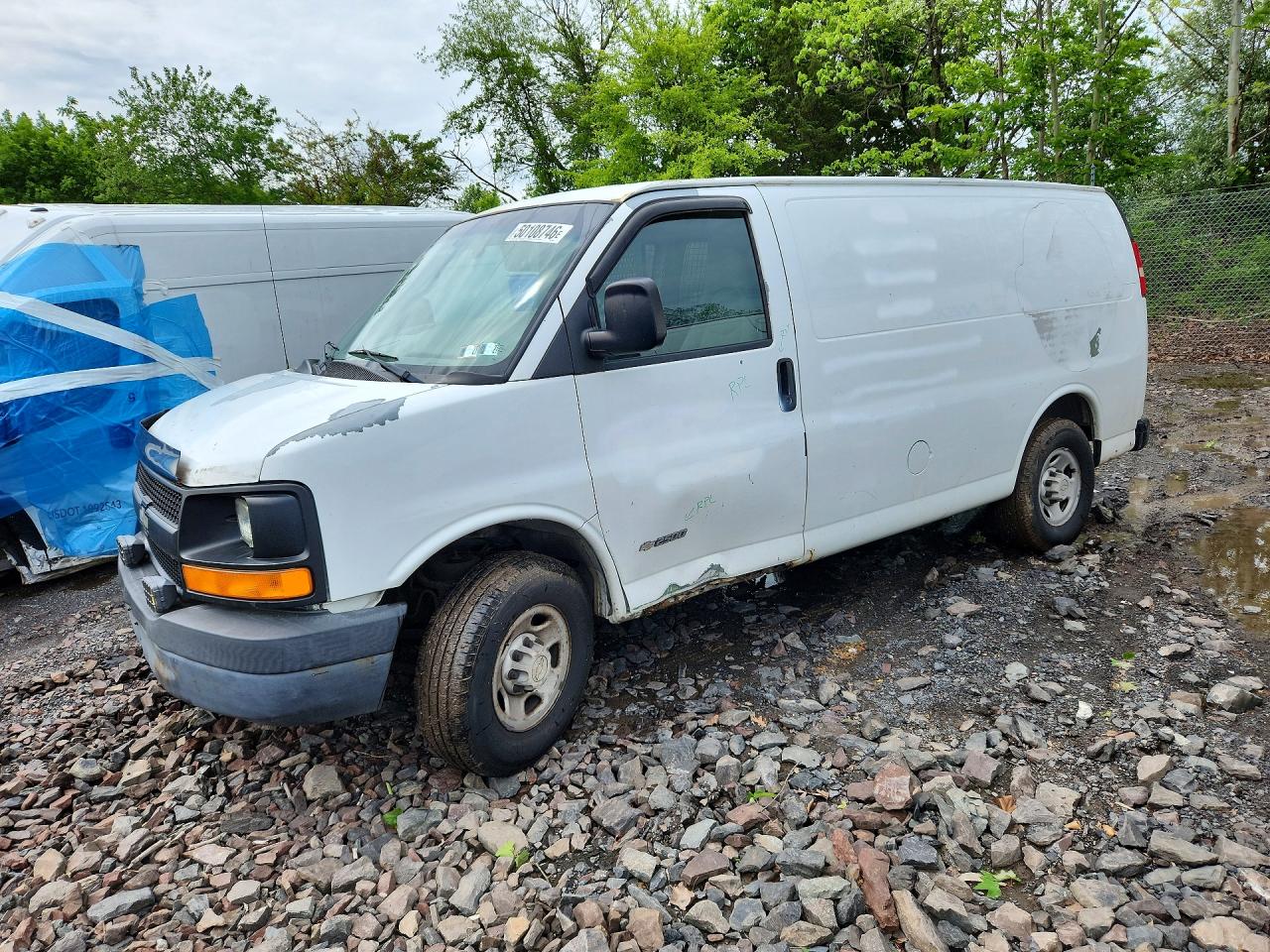 Salvage Chevrolet Express Image