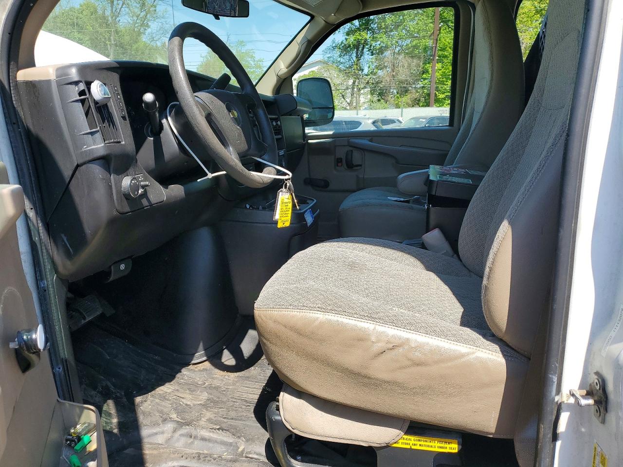 Chevrolet Express Lt