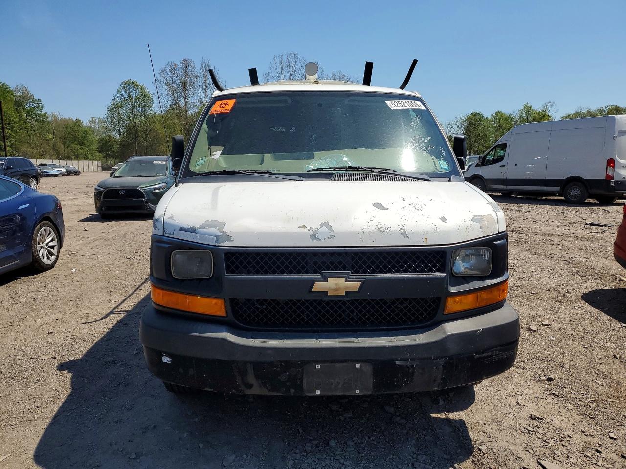 Chevrolet Express Lt