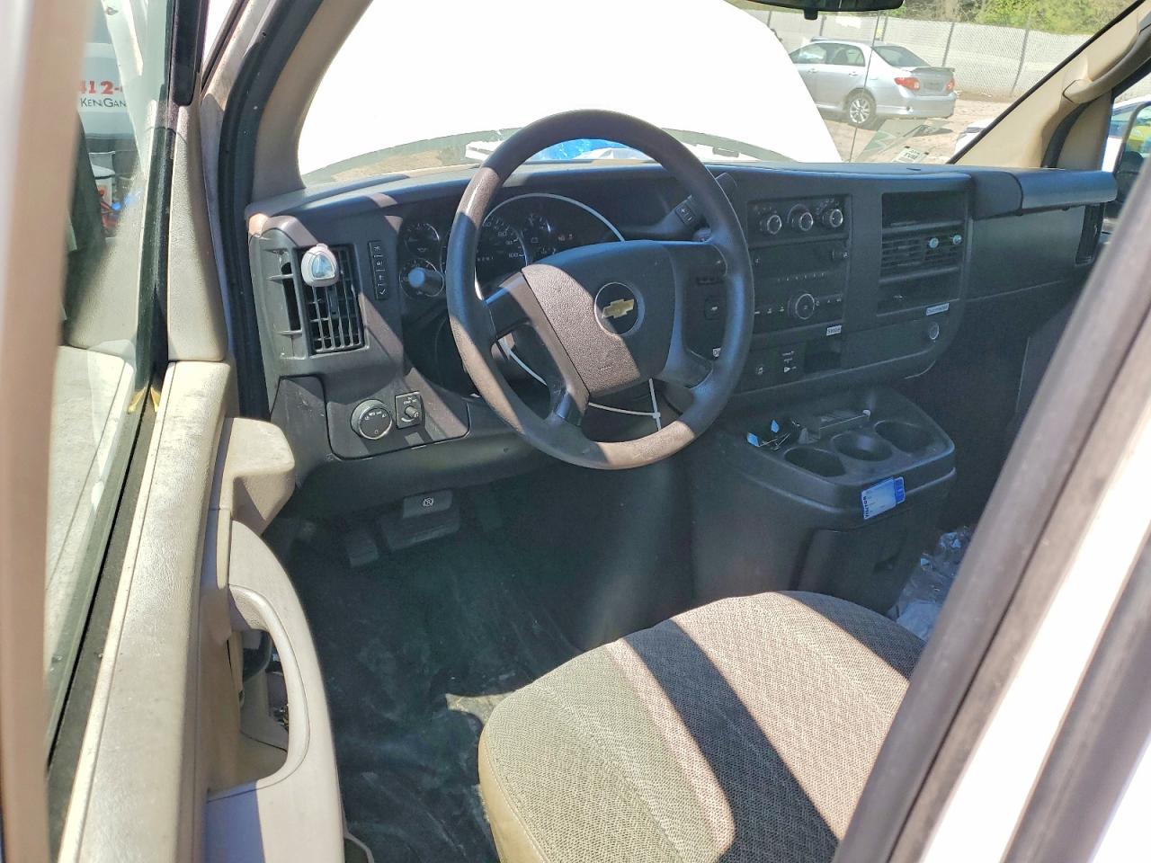 Chevrolet Express Lt