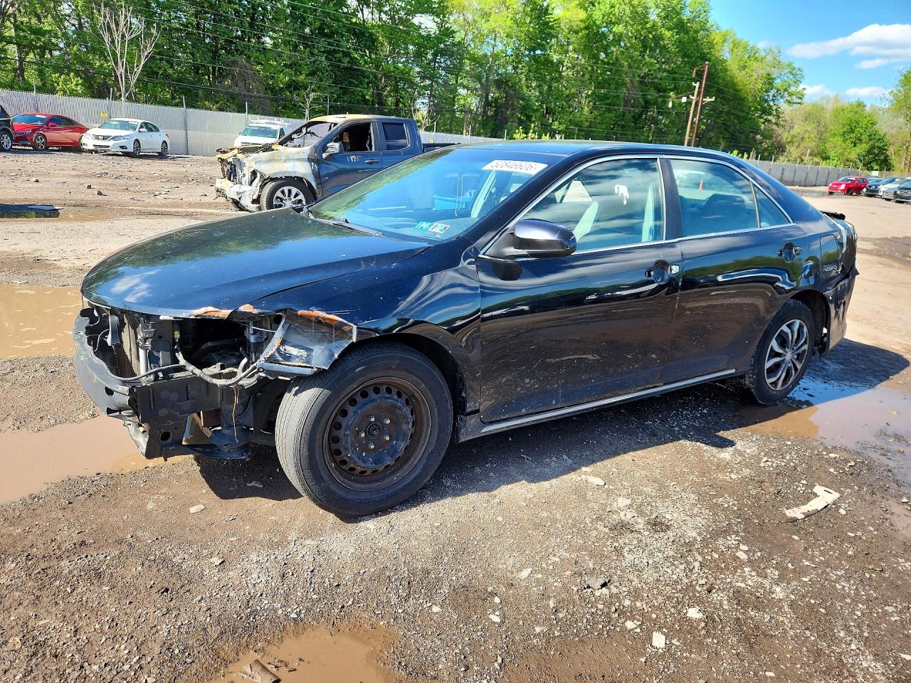 Salvage Toyota Camry Image
