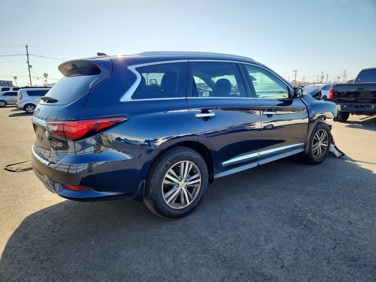 INFINITI Qx Pure