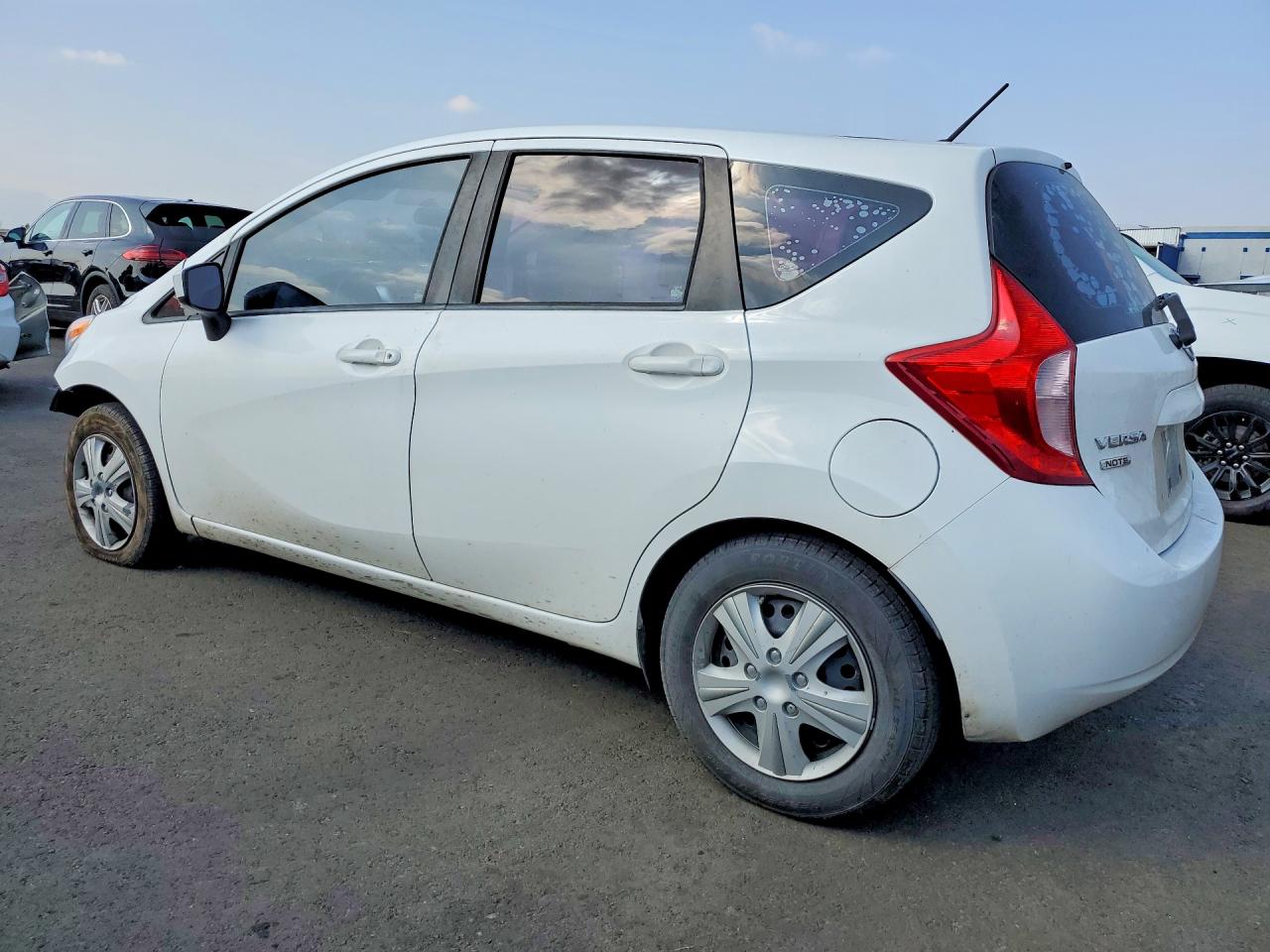 Nissan Versa Sv